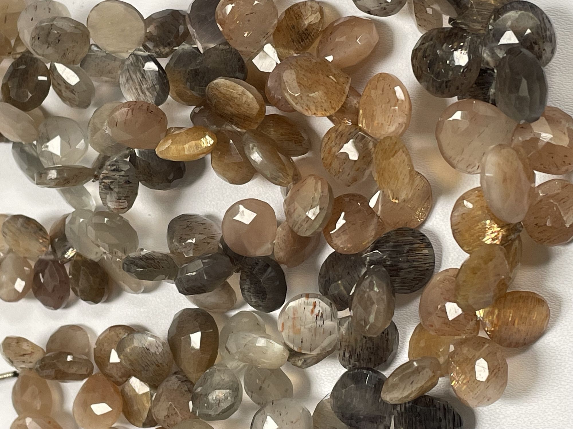 Multi Goldshine Moonstone Heart Faceted