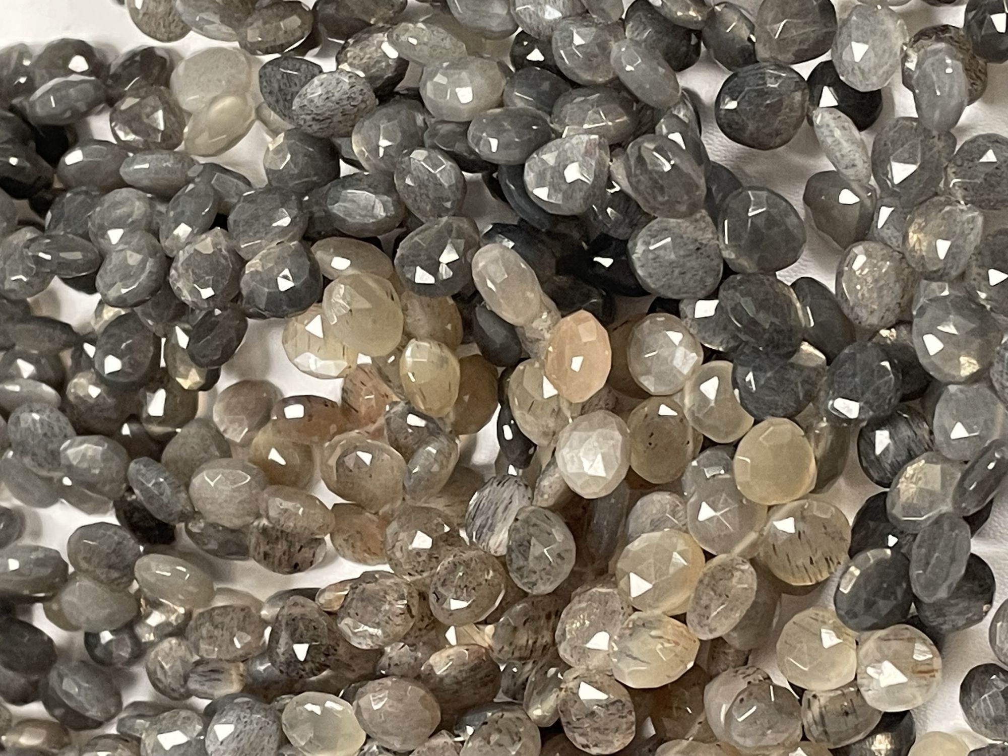 Multi Goldshine Moonstone Heart Faceted