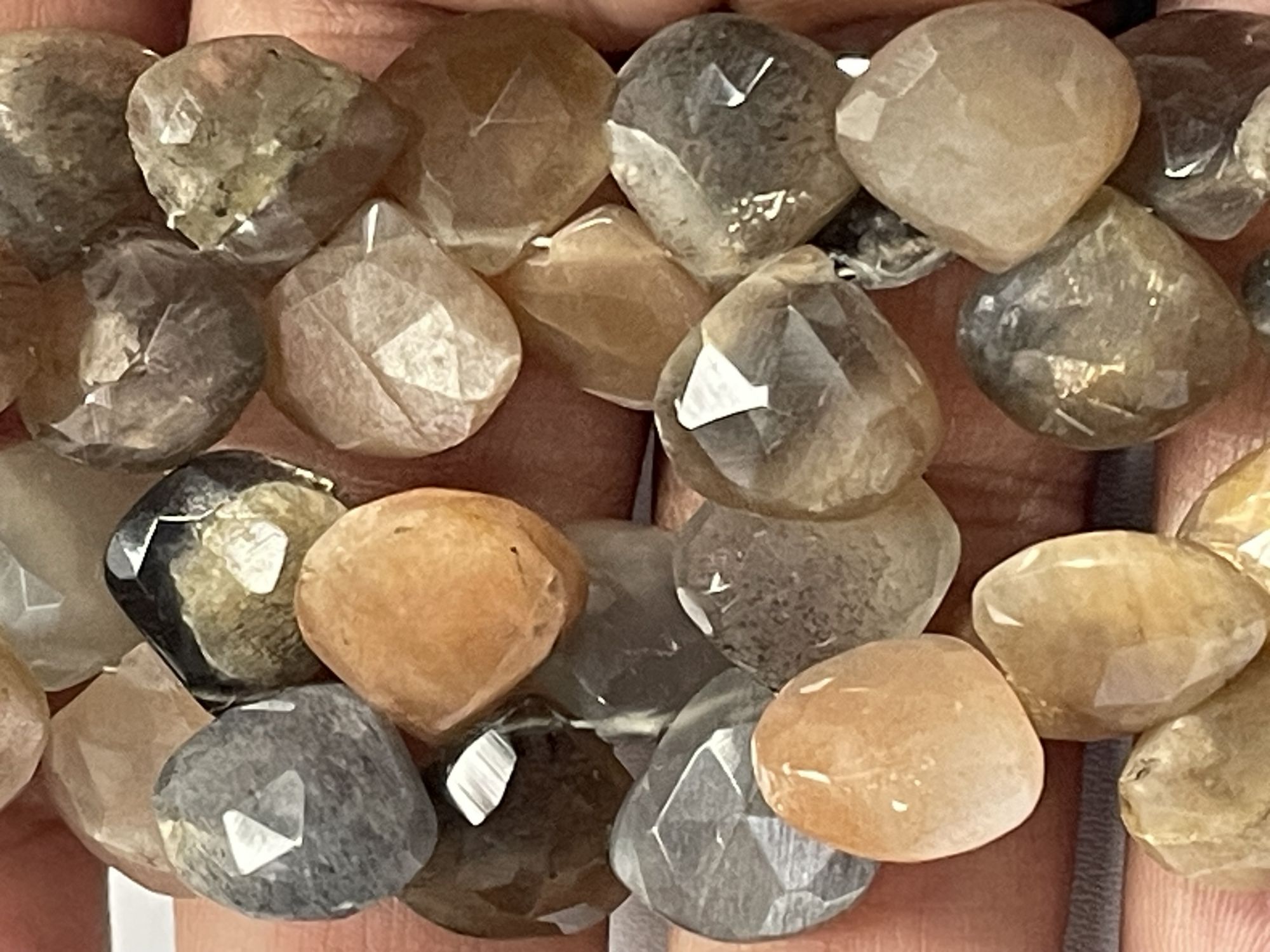 Multi Goldshine Moonstone Heart Faceted