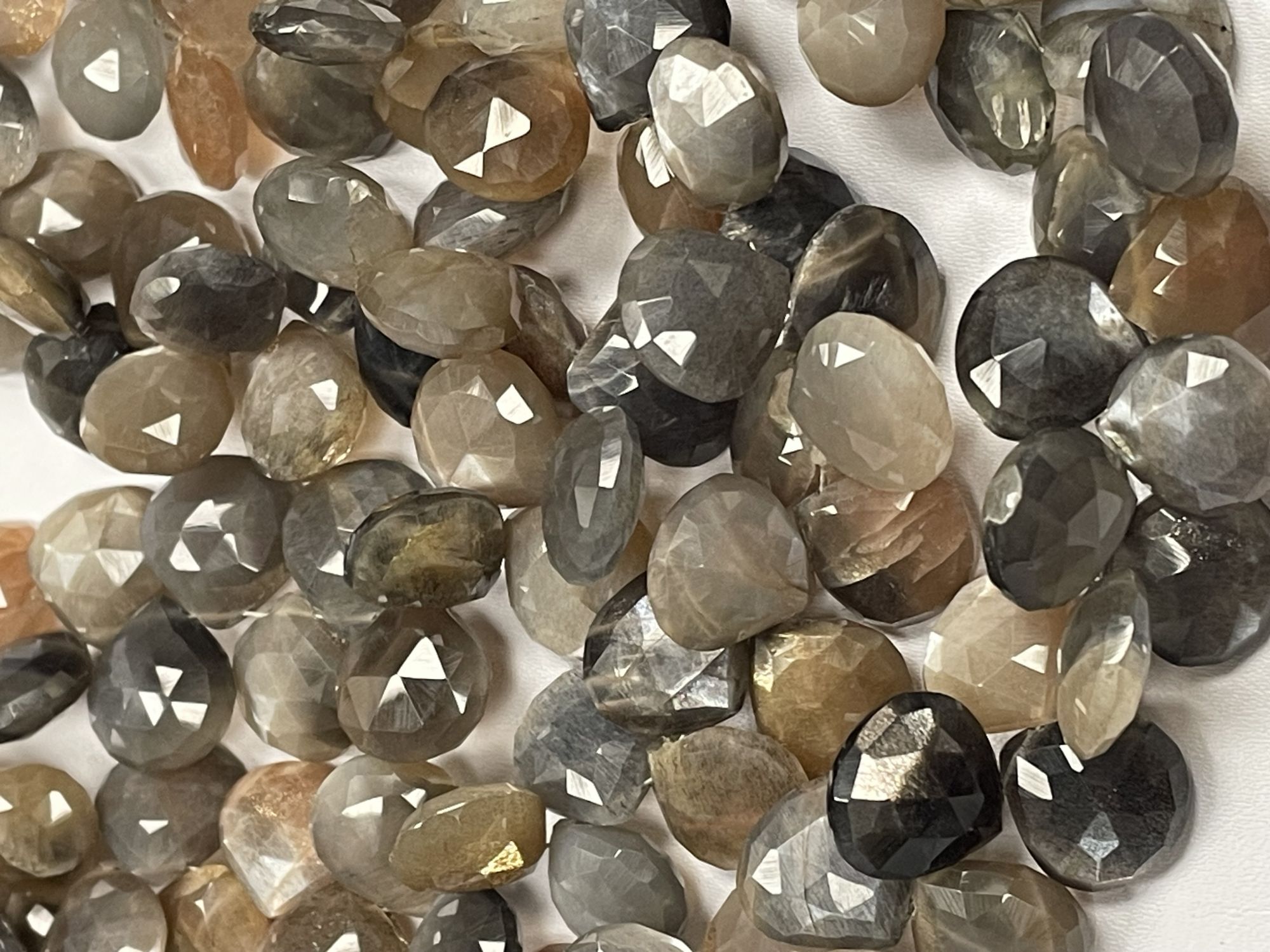 Multi Goldshine Moonstone Heart Faceted