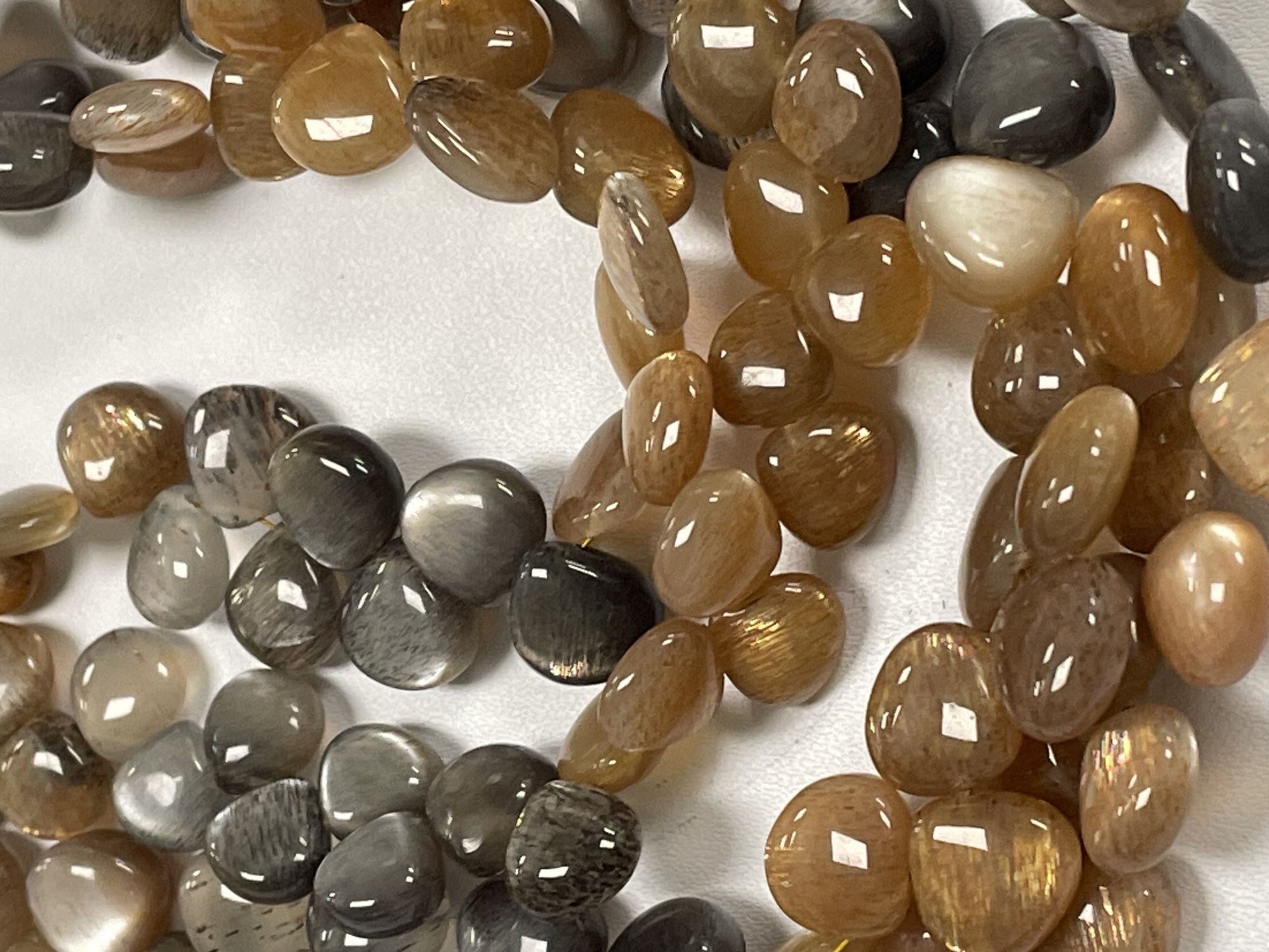 Multi Goldshine Moonstone Heart Smooth