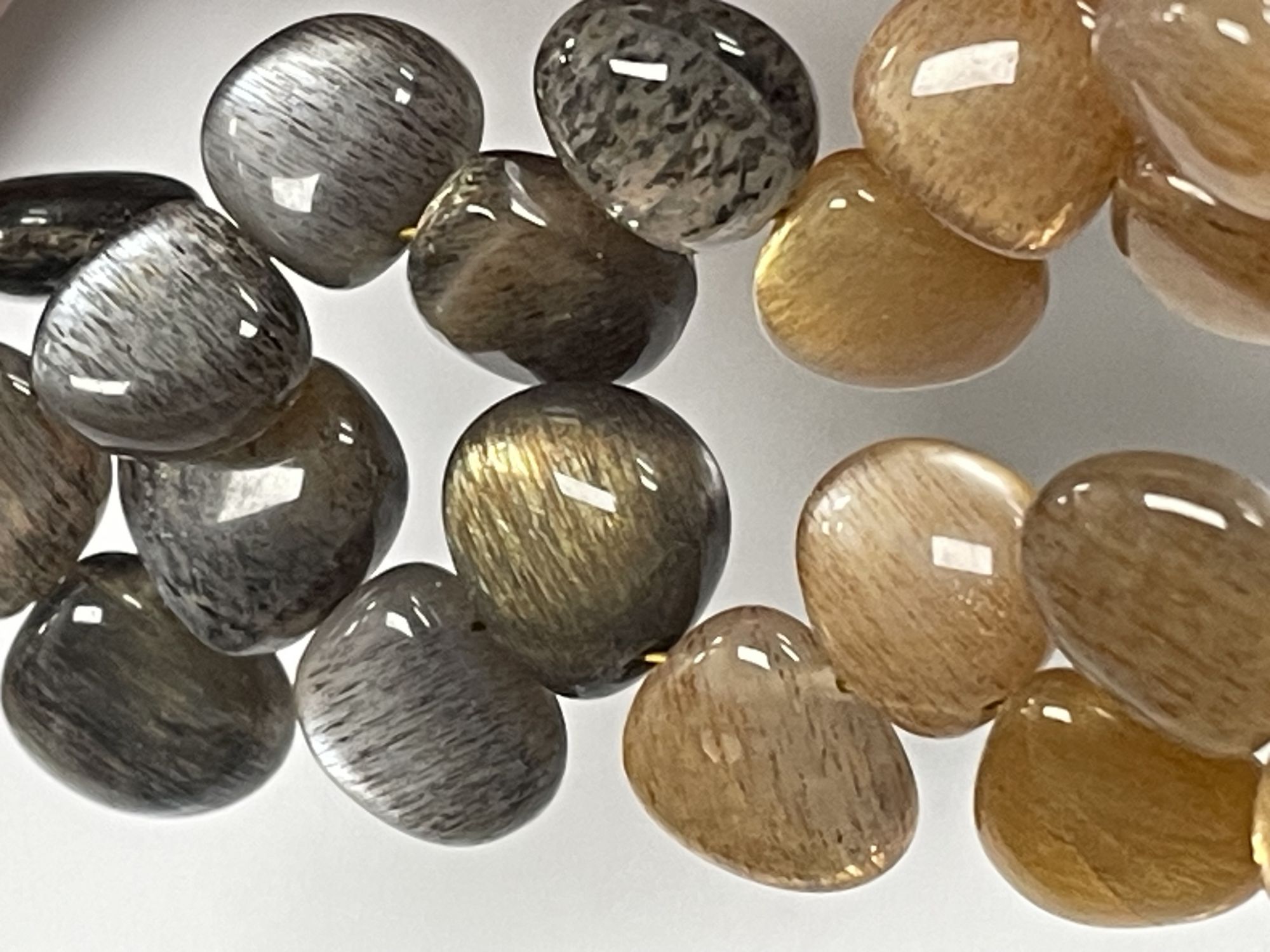 Multi Goldshine Moonstone Heart Smooth