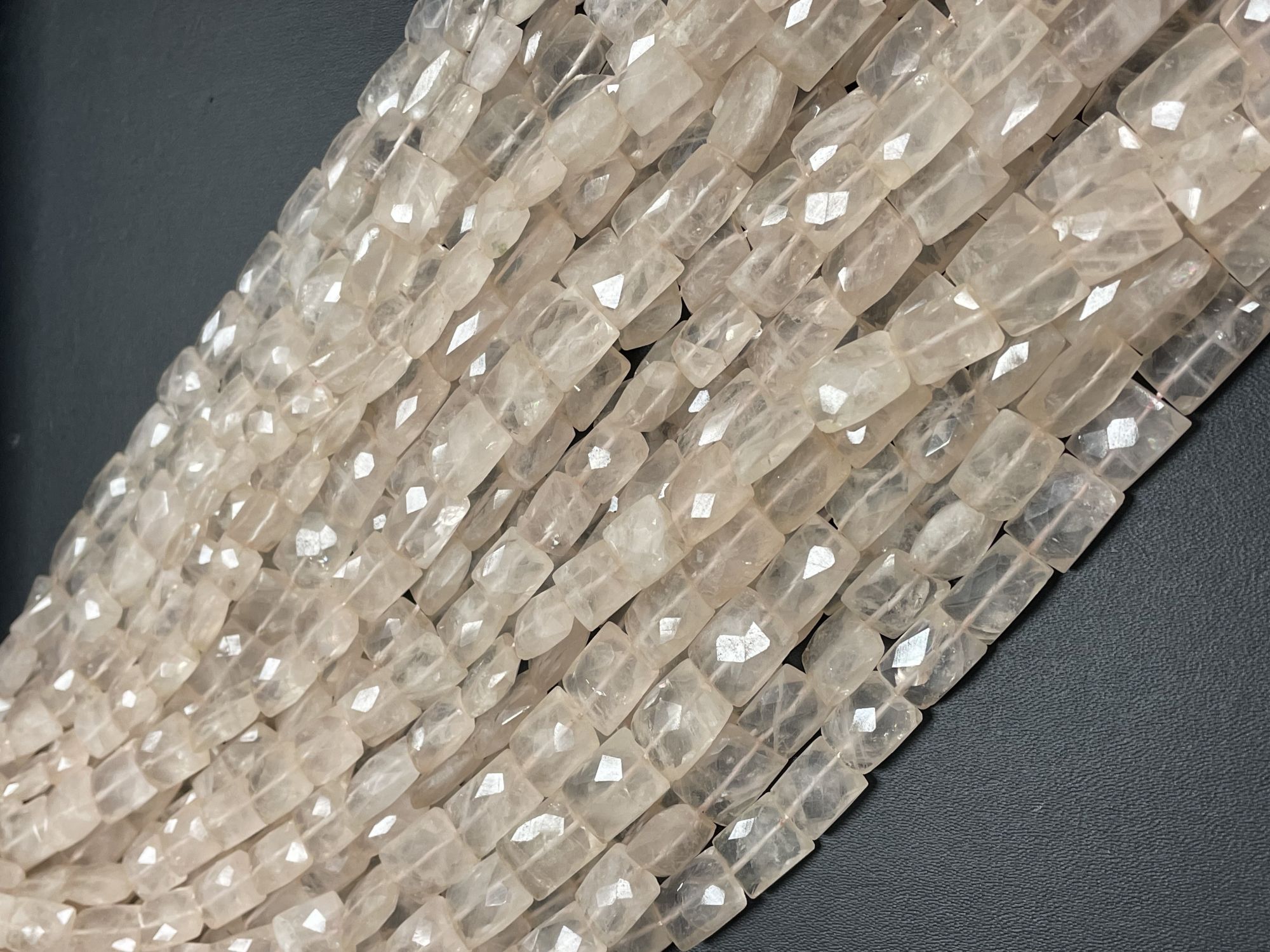 Rose Quartz Retangle Faceted