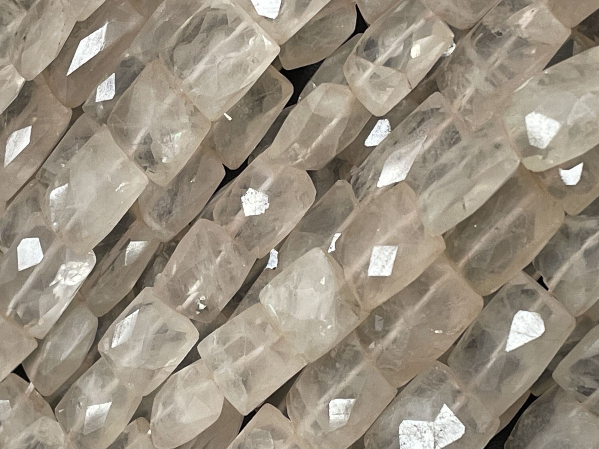 Rose Quartz Retangle Faceted