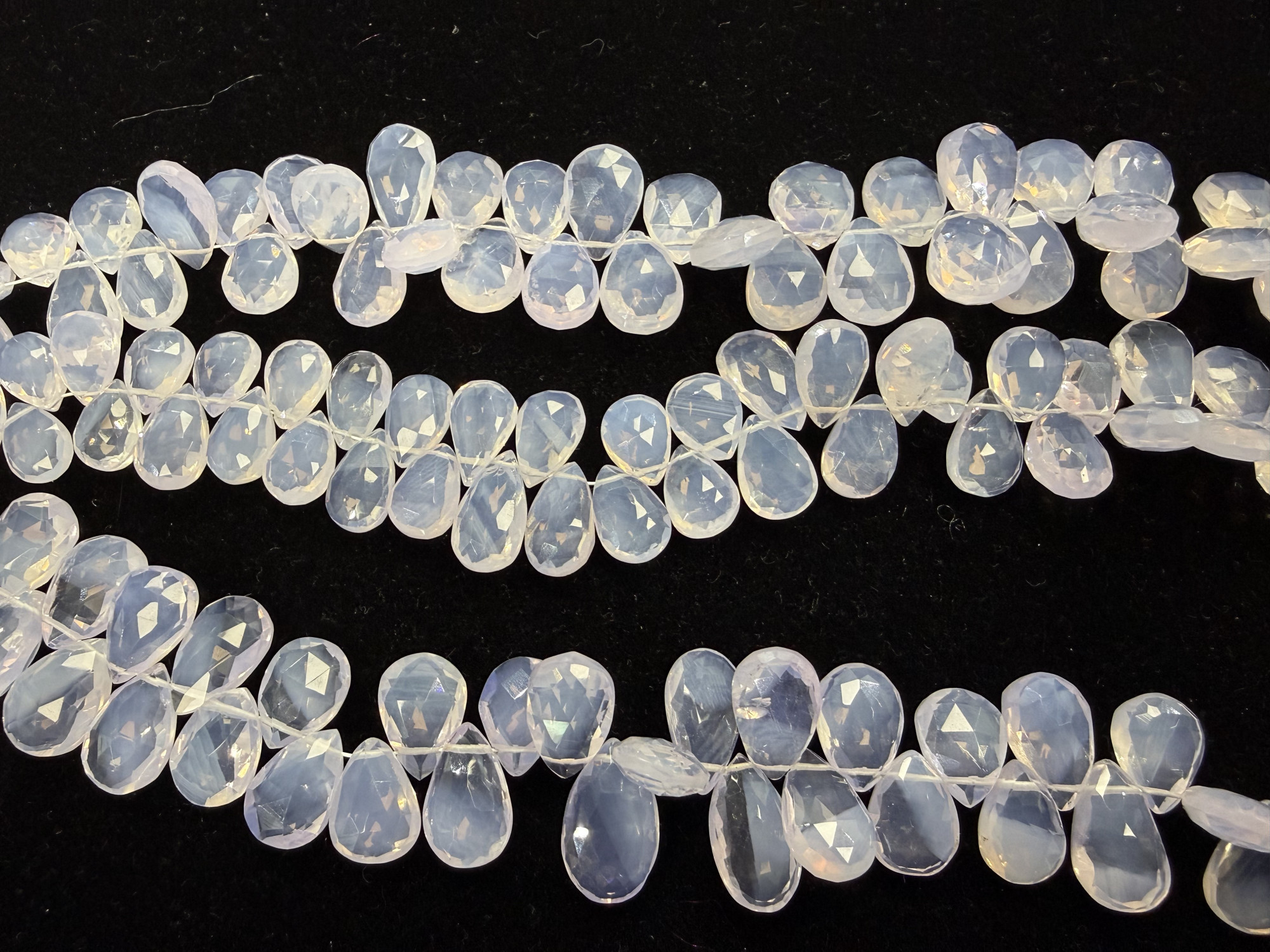 SCOROLITE LAVENDER QUARTZ PEARS FACETED