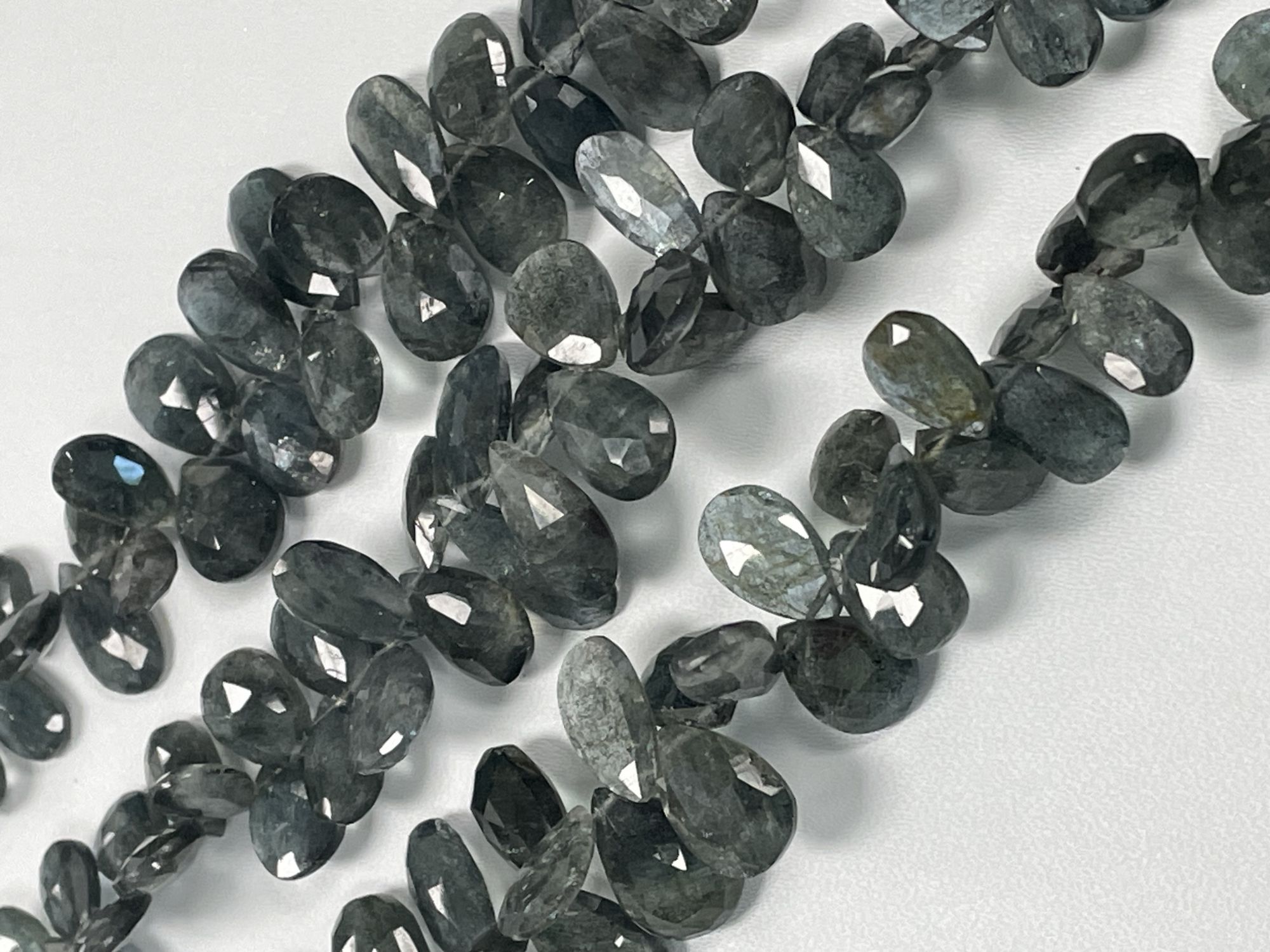 Moss Aquamarine Pear Faceted