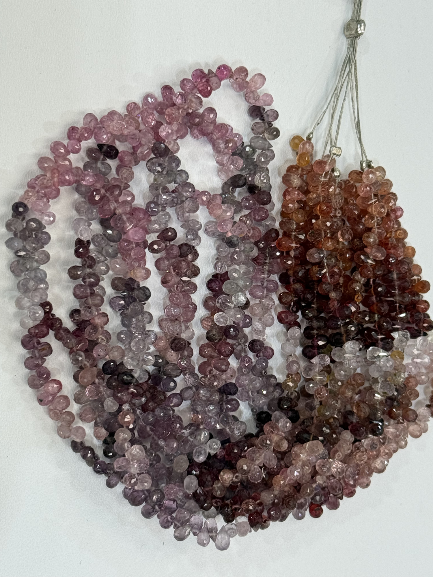 Multi Spinel Drops Faceted