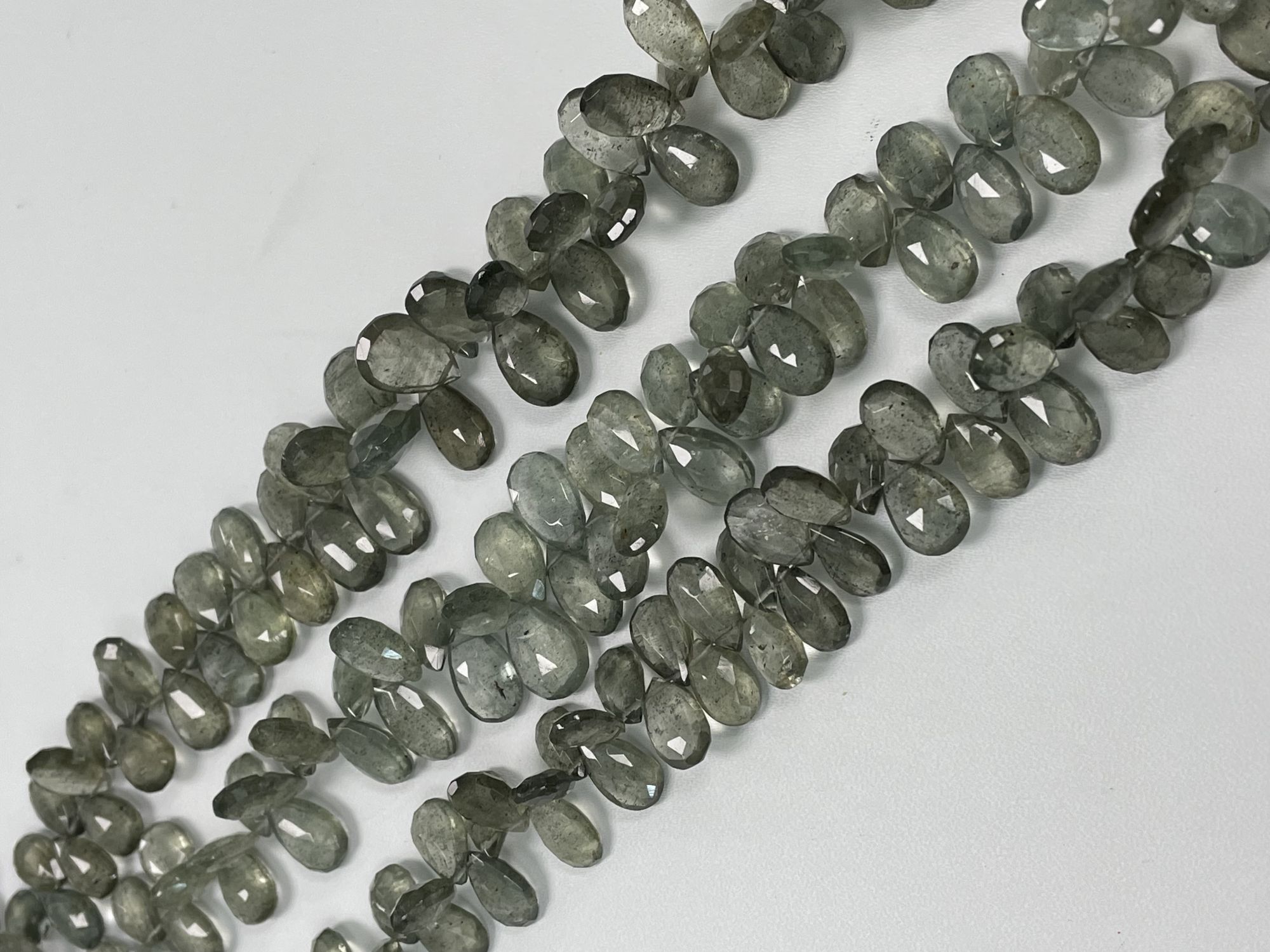 Moss Aquamarine Pear Faceted