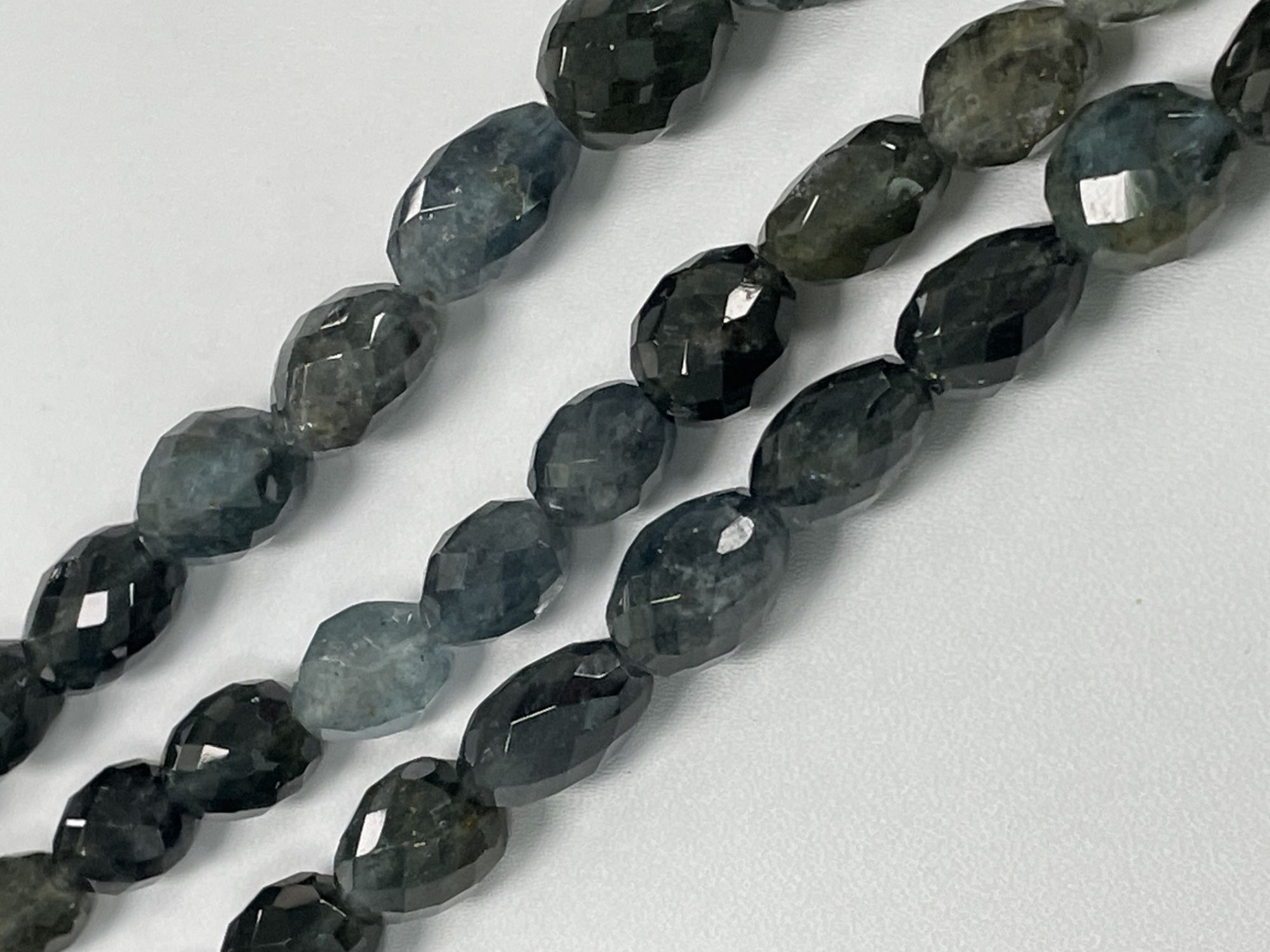 Moss Aquamarine Oval Faceted