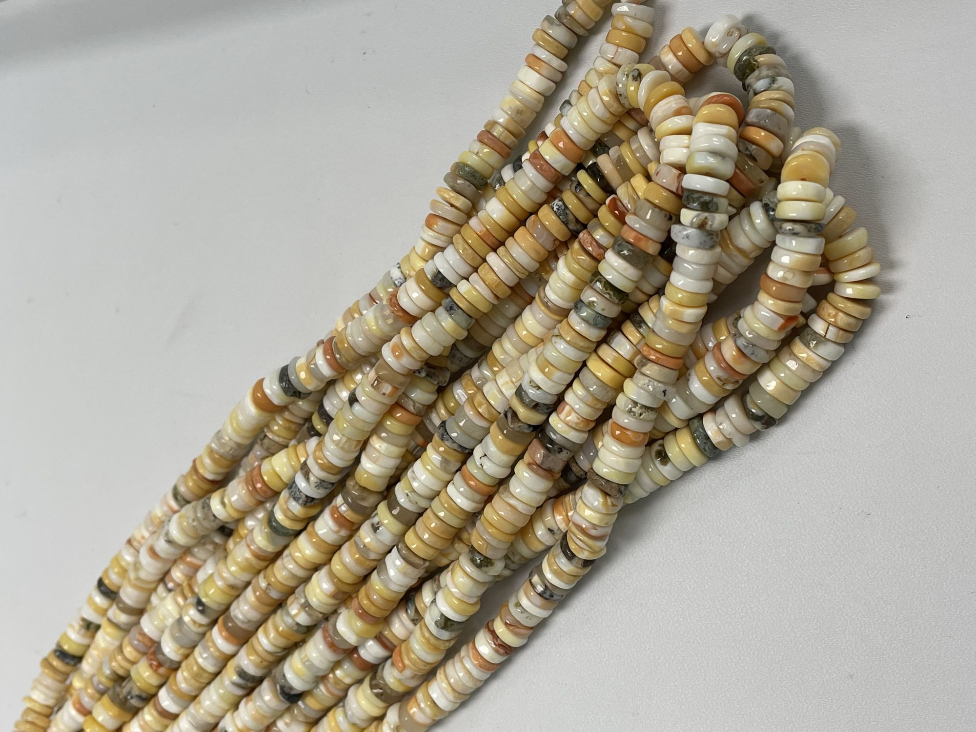 Shaded Yellow Opal Tire Smooth