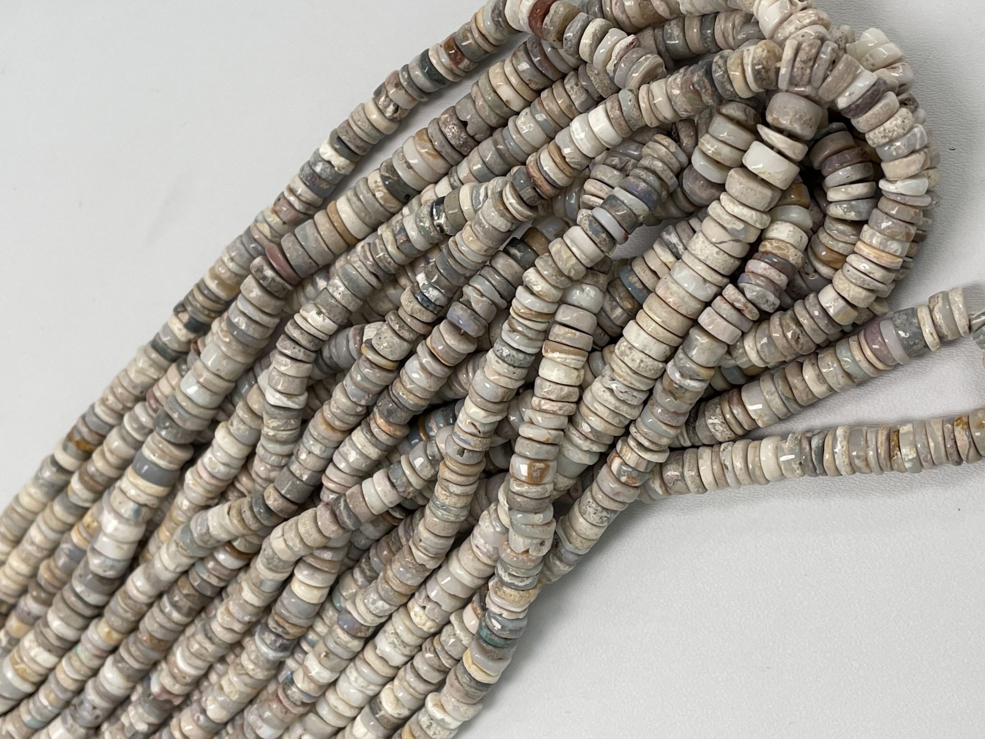 Natural Australian Opal Tire Smooth