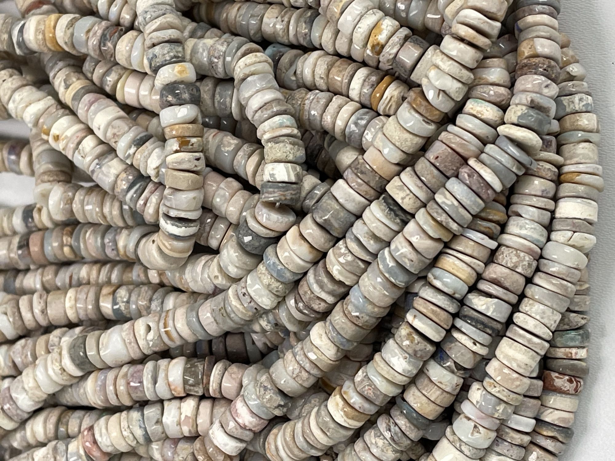 Natural Australian Opal Tire Smooth