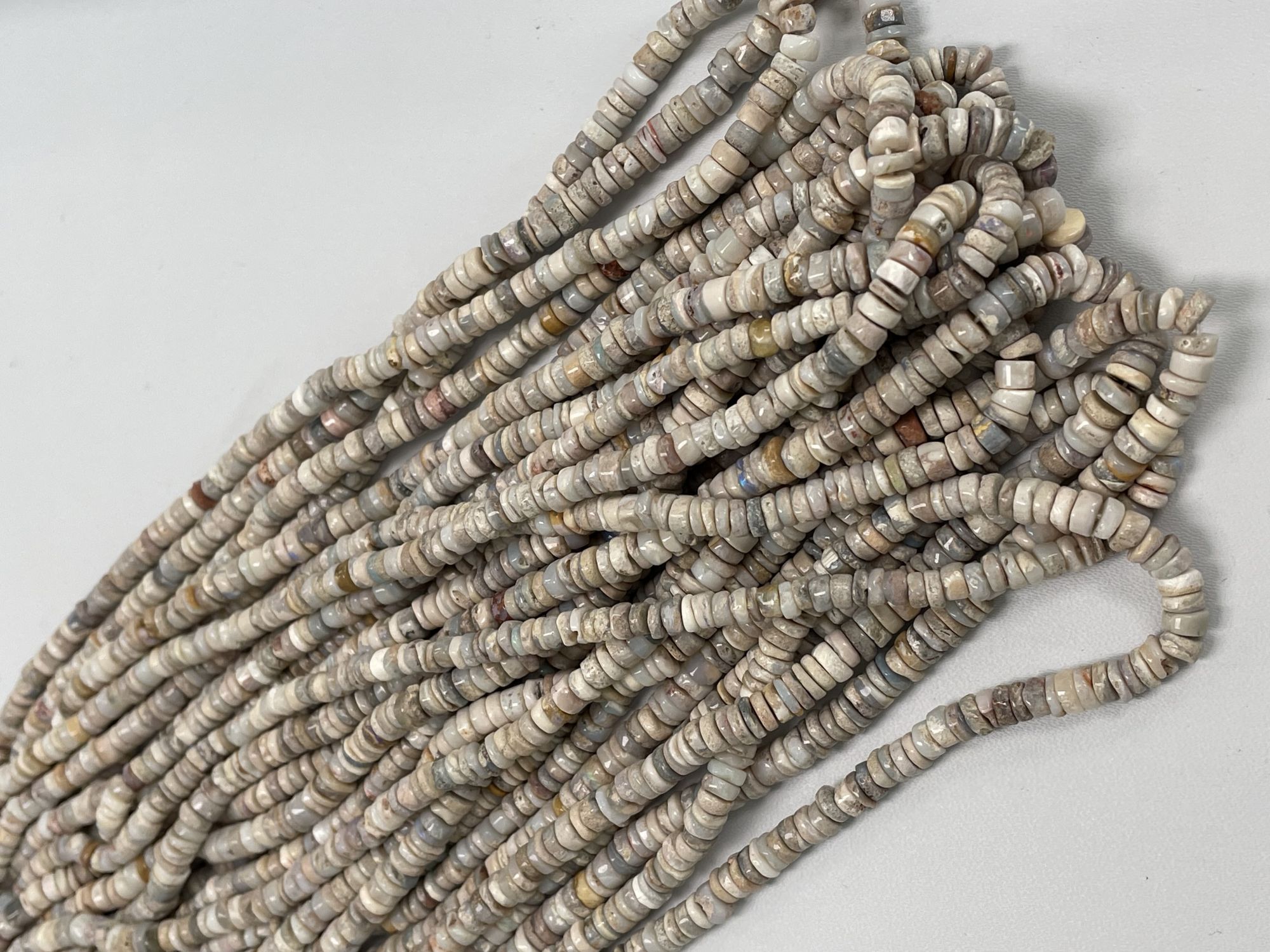 Natural Australian Opal Tire Smooth