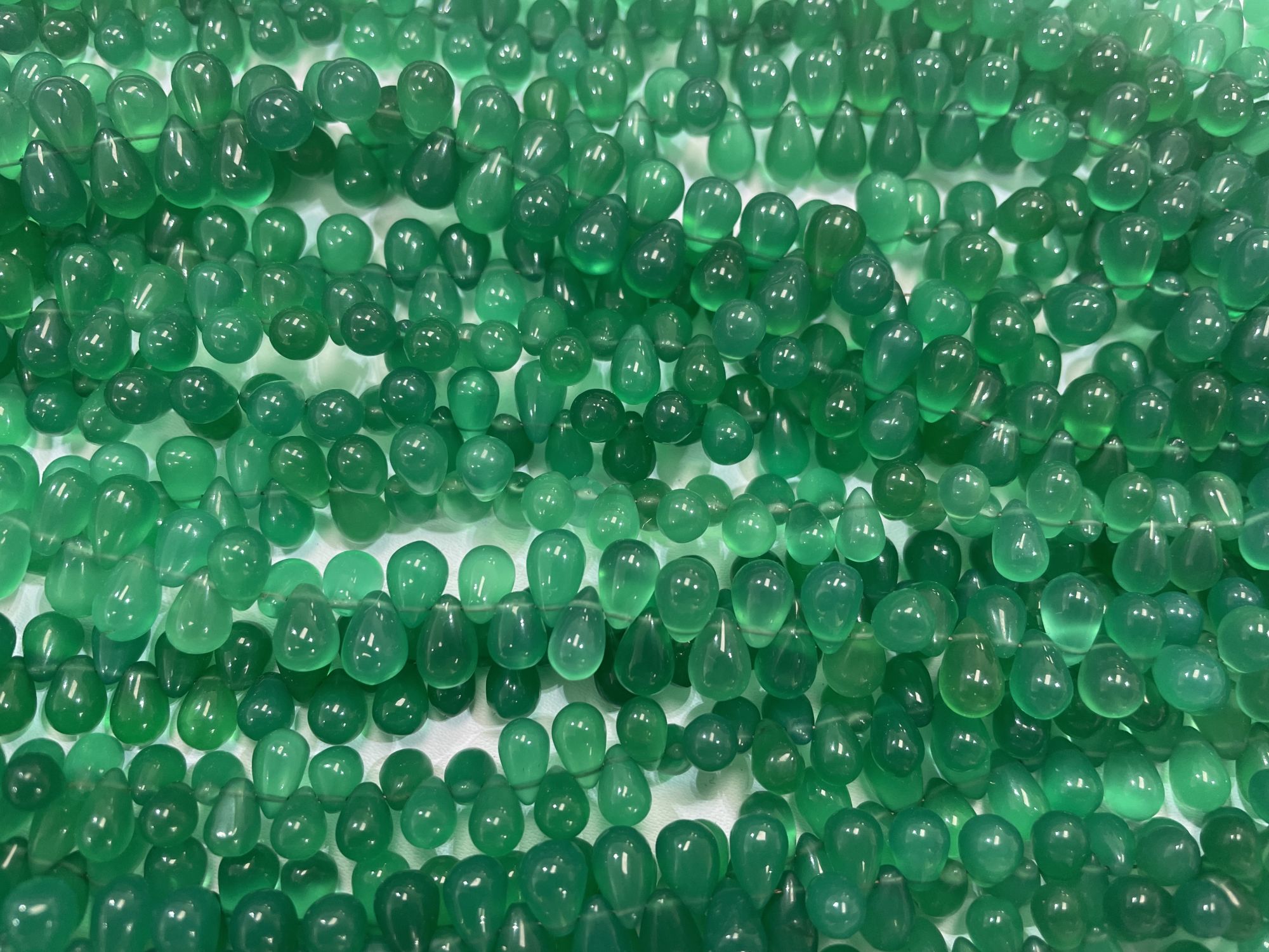Green Onyx Drop Smooth