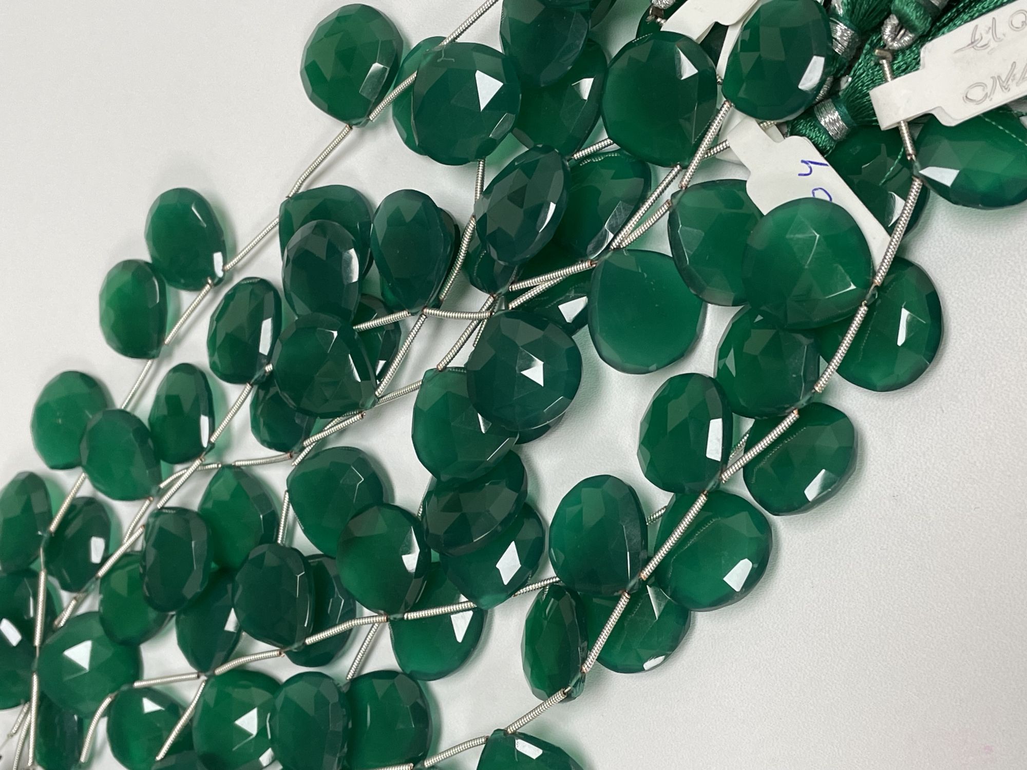 Green Onyx Heart Faceted
