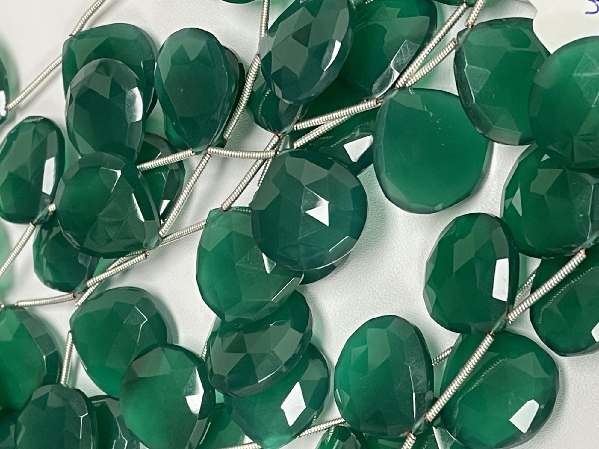 Green Onyx Heart Faceted