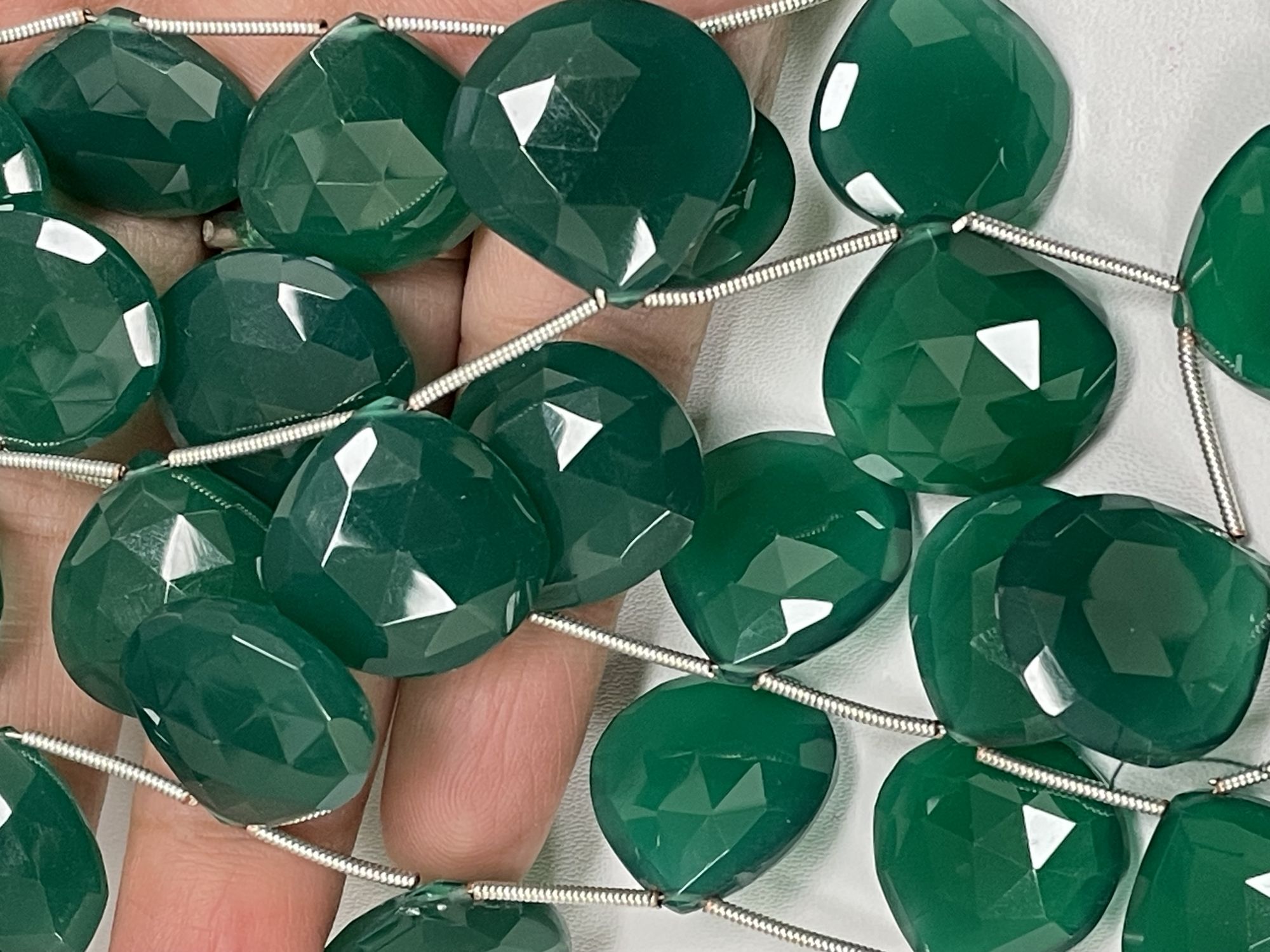 Green Onyx Heart Faceted