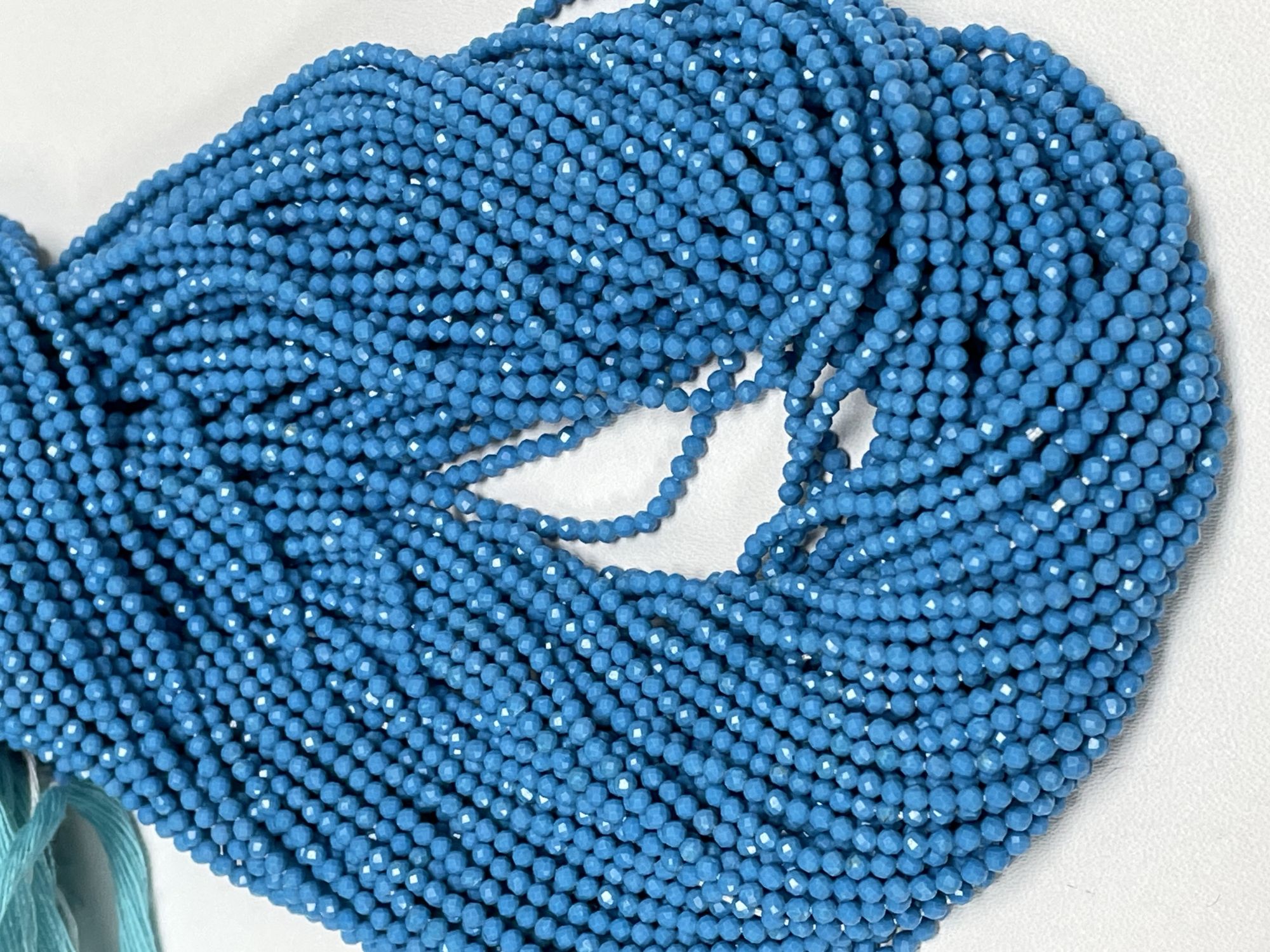 Howlite Rondelle Faceted