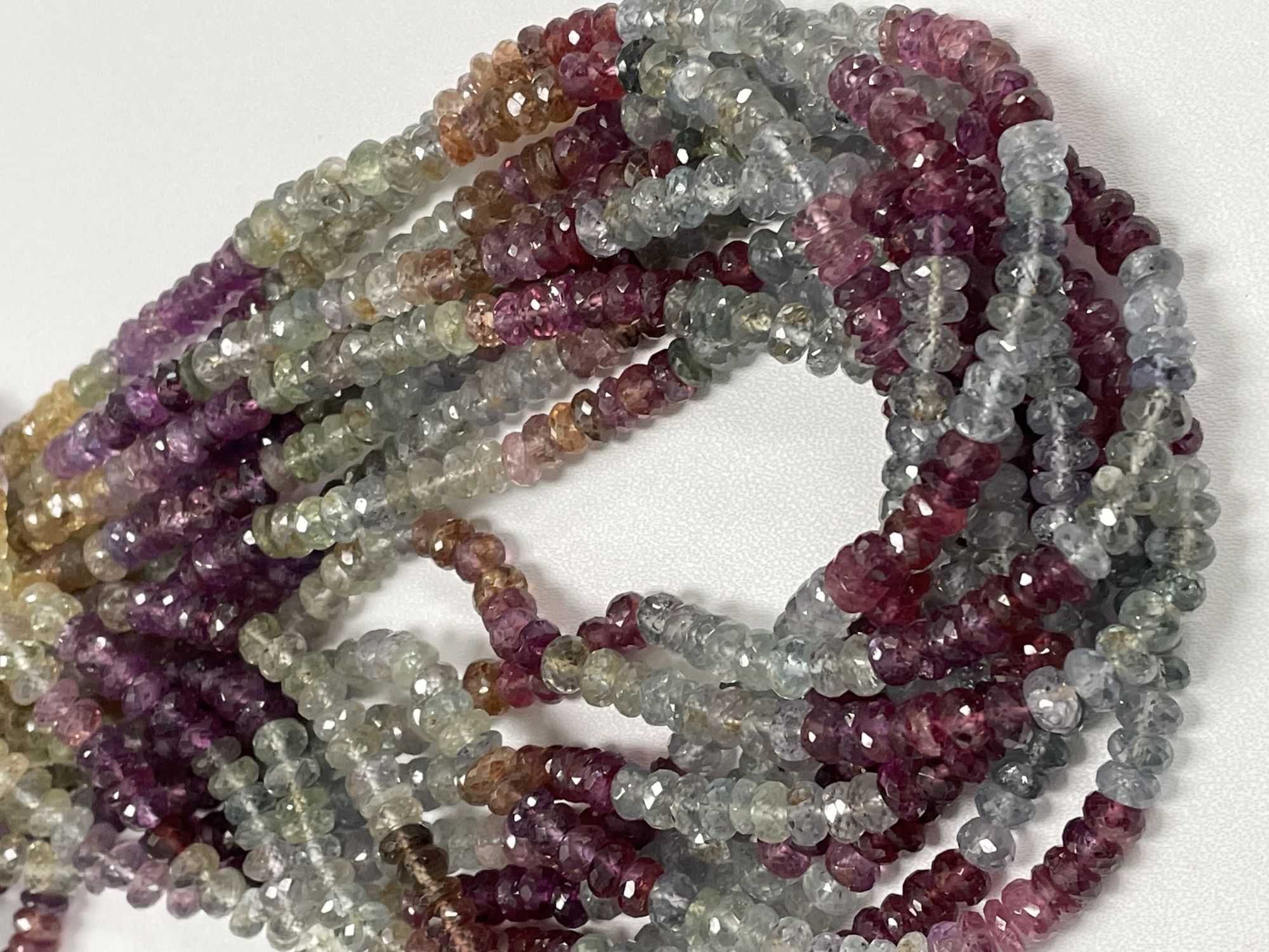 Shaded Umba Sapphire Rondelle Faceted