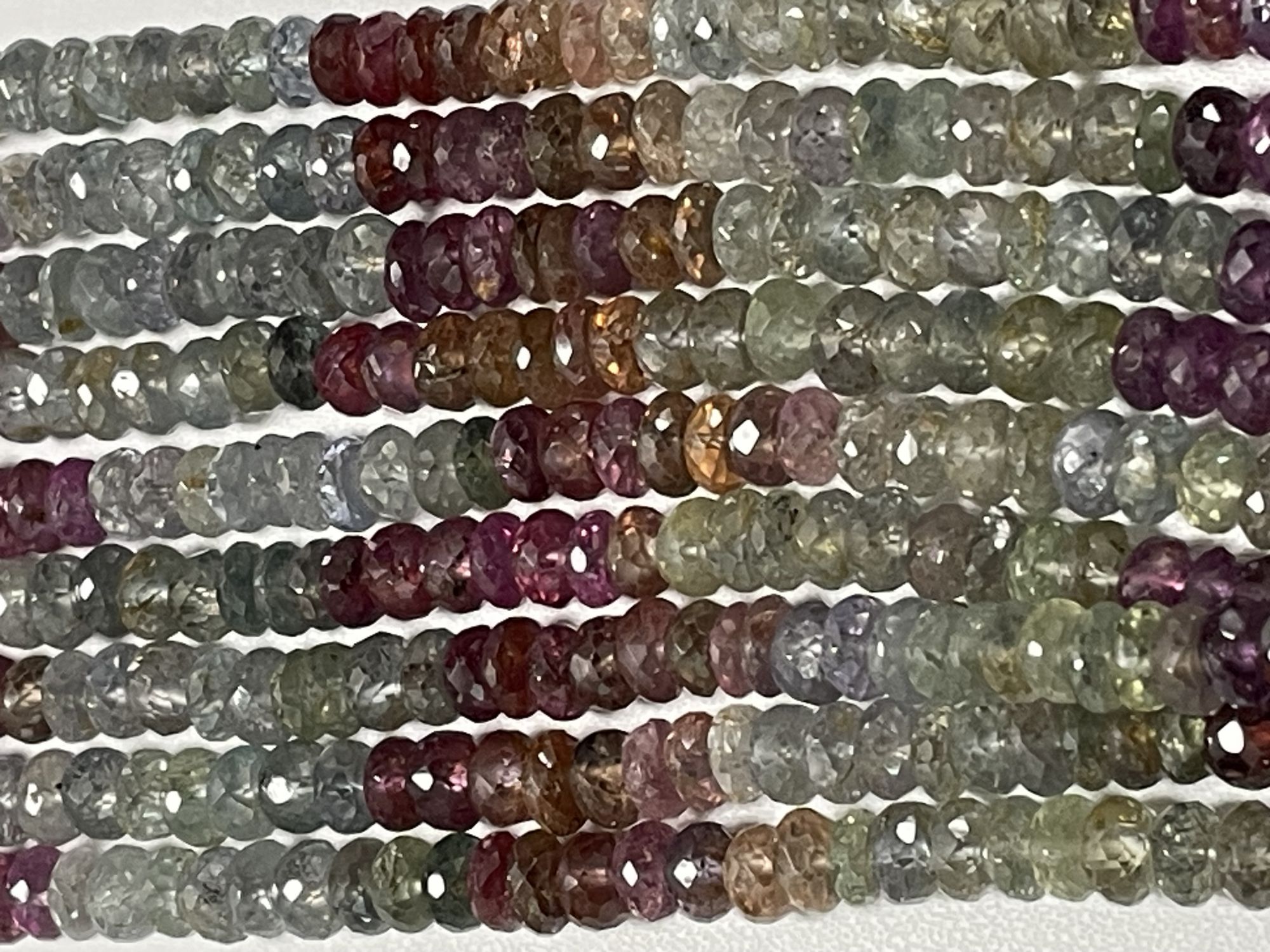 Shaded Umba Sapphire Rondelle Faceted