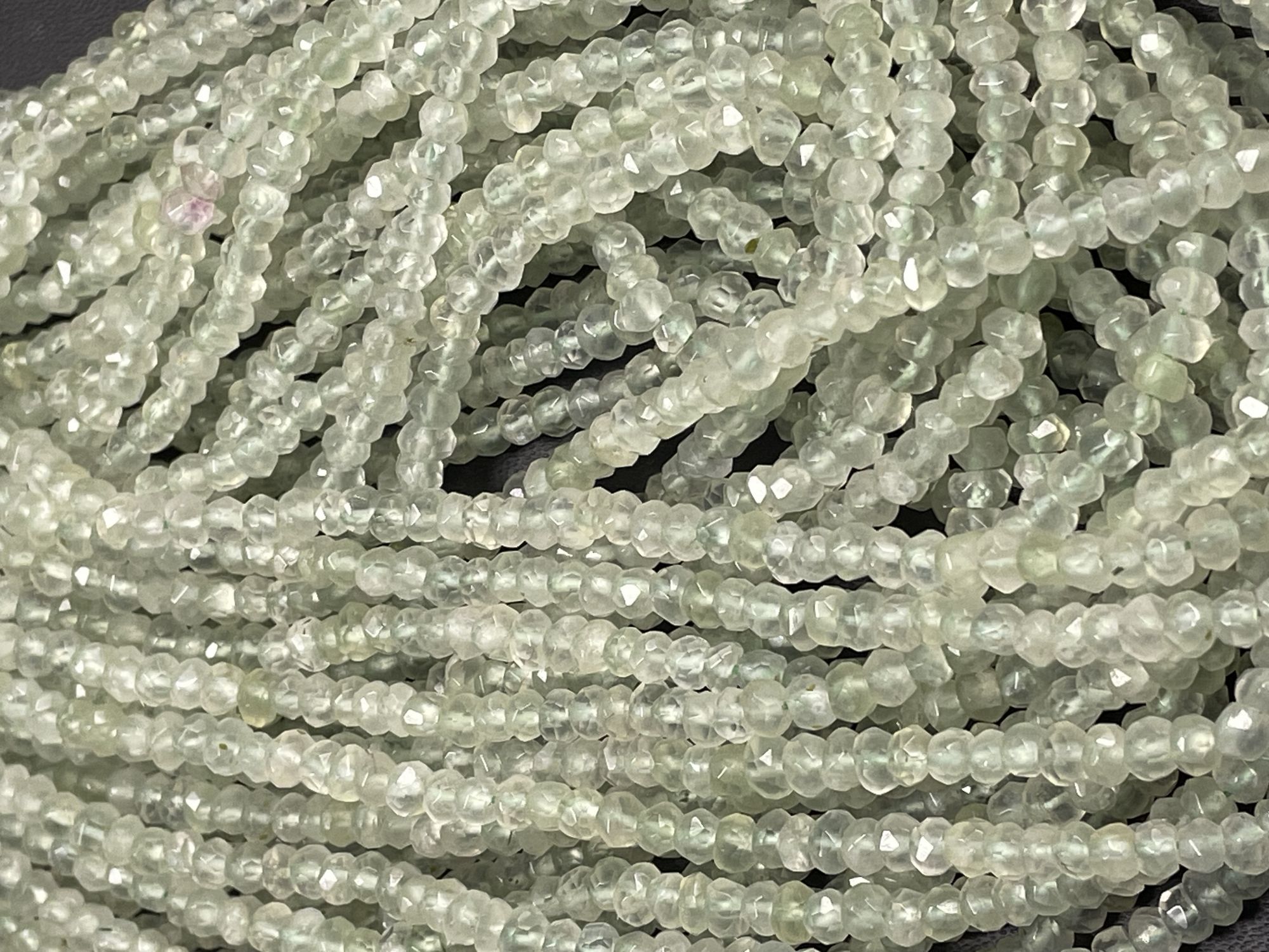 Prehnite Rondelle Faceted