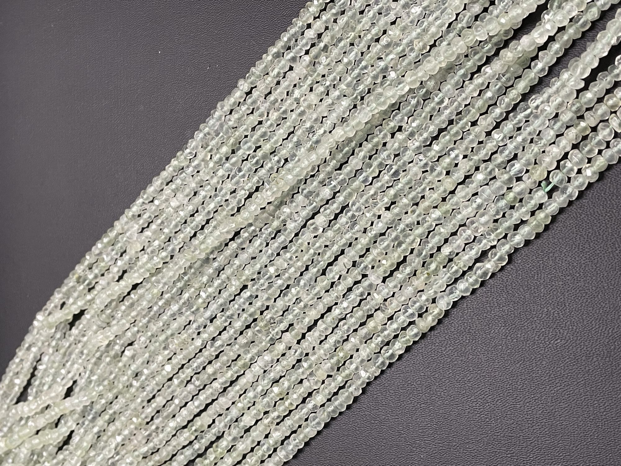Prehnite Rondelle Faceted