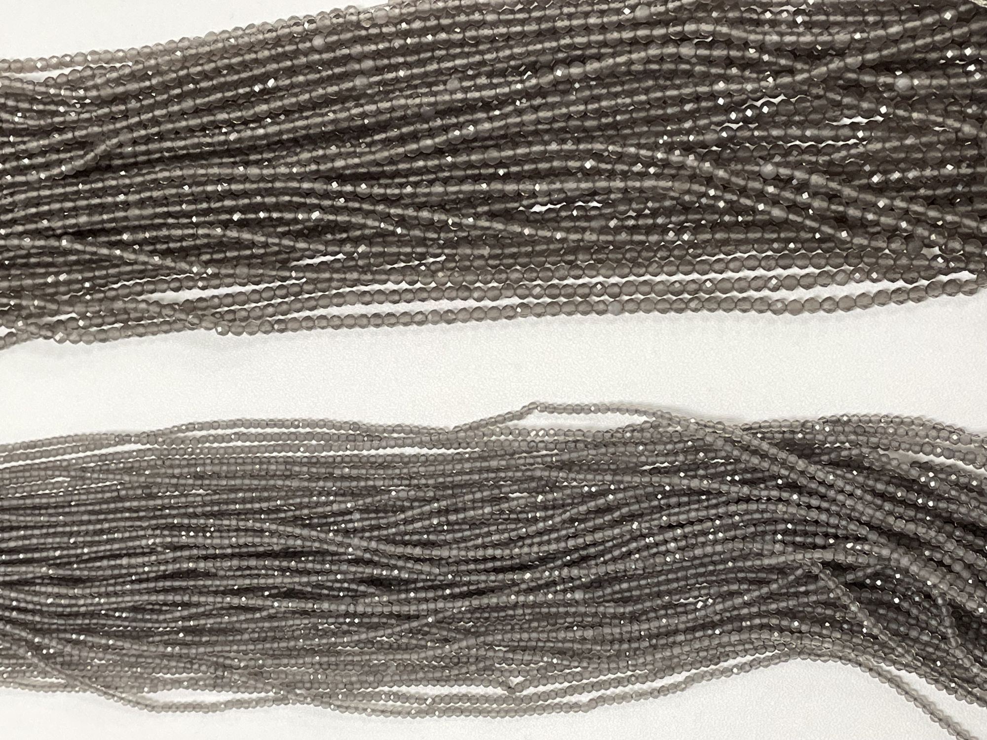 Grey Smoky Quartz Round Faceted