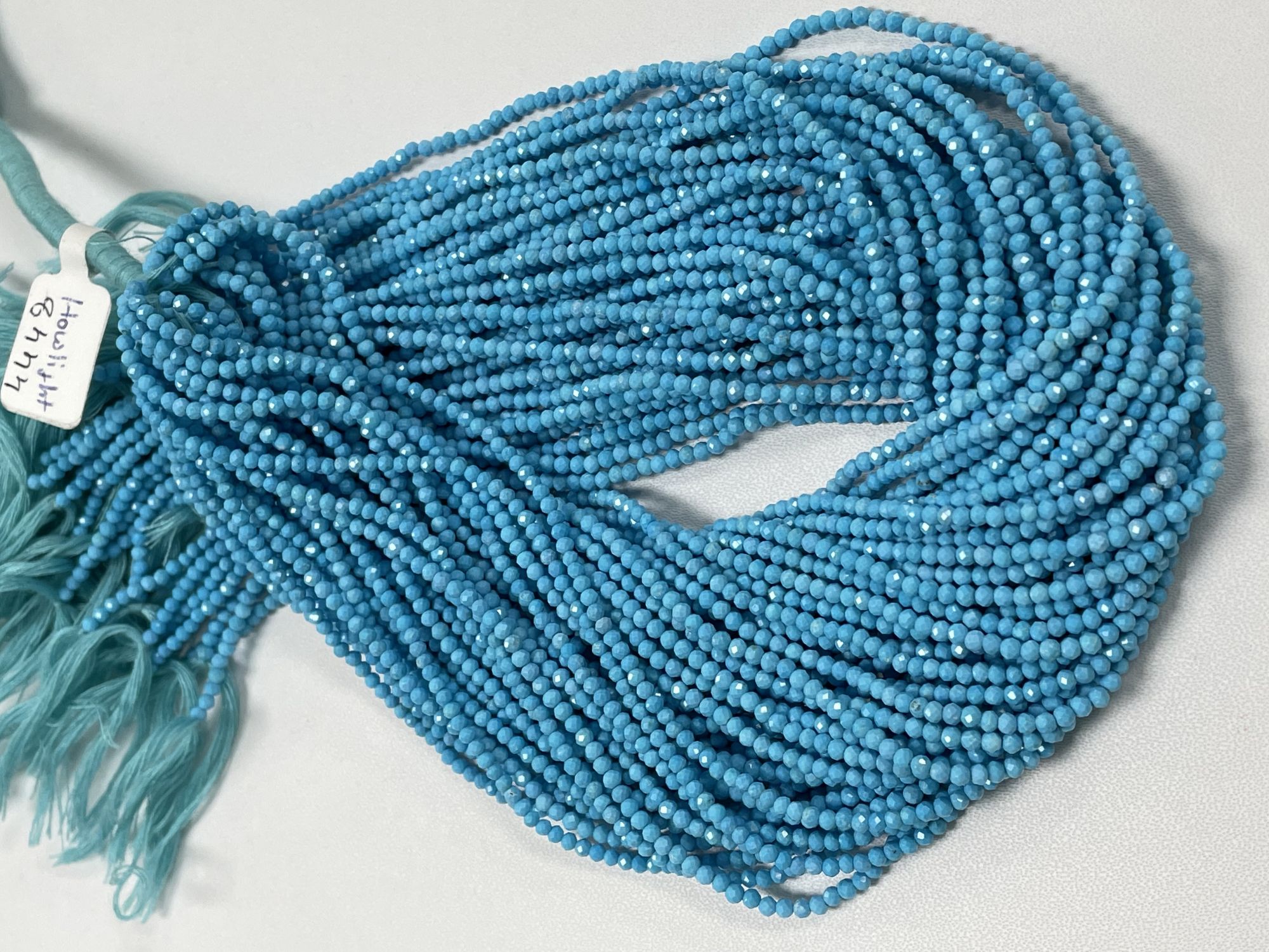 Howlite Rondelle Faceted