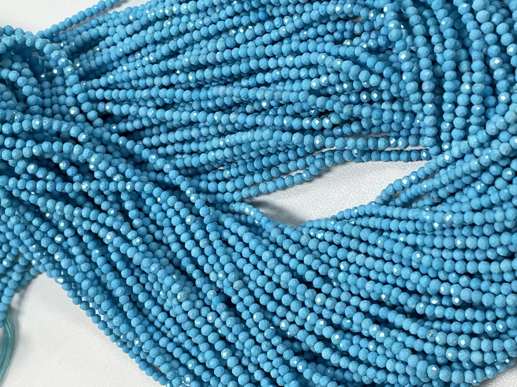 Howlite Rondelle Faceted