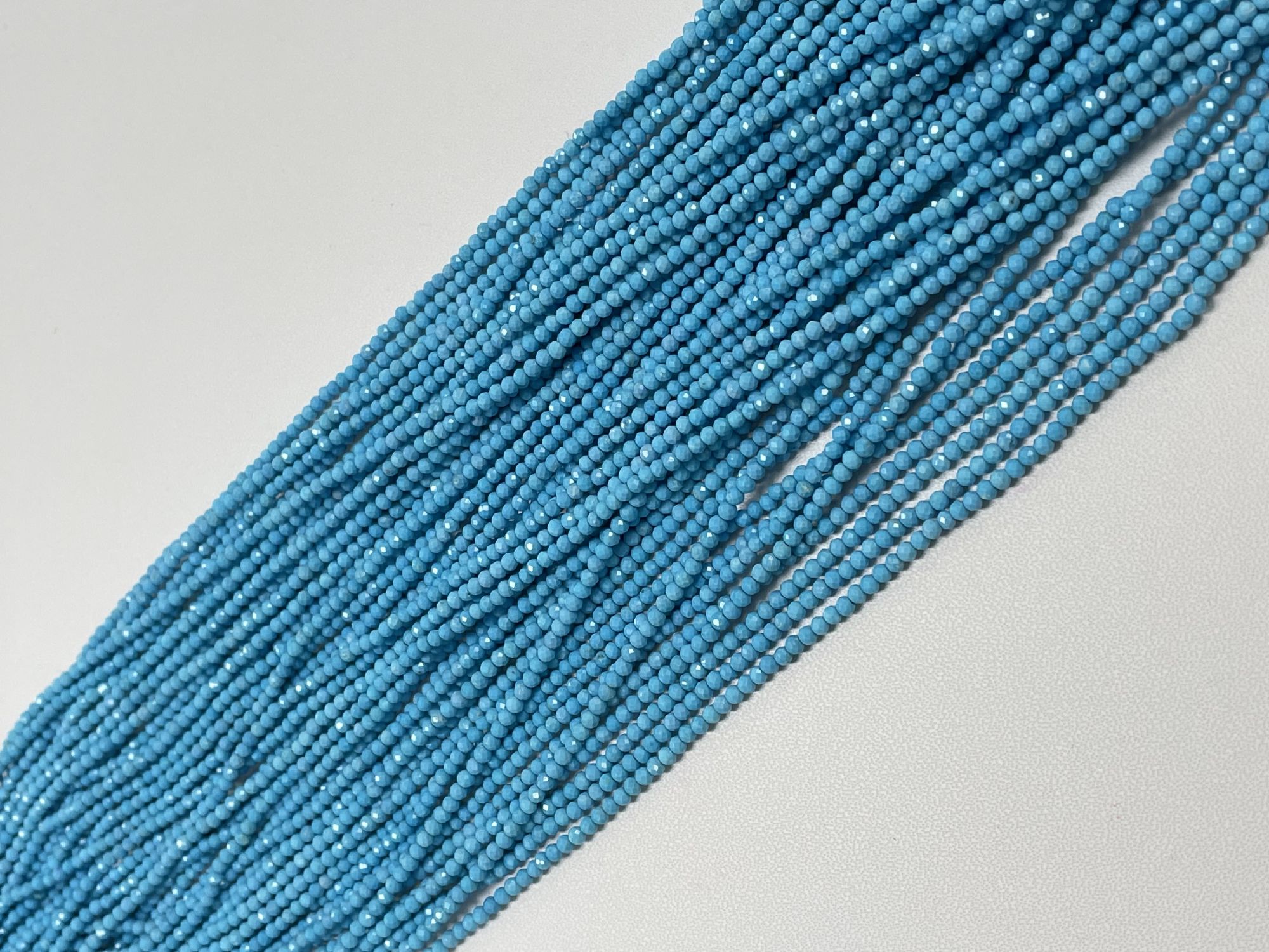 Howlite Rondelle Faceted