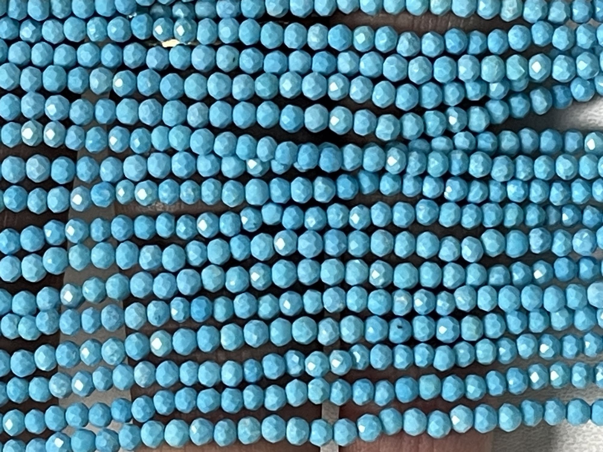 Howlite Rondelle Faceted