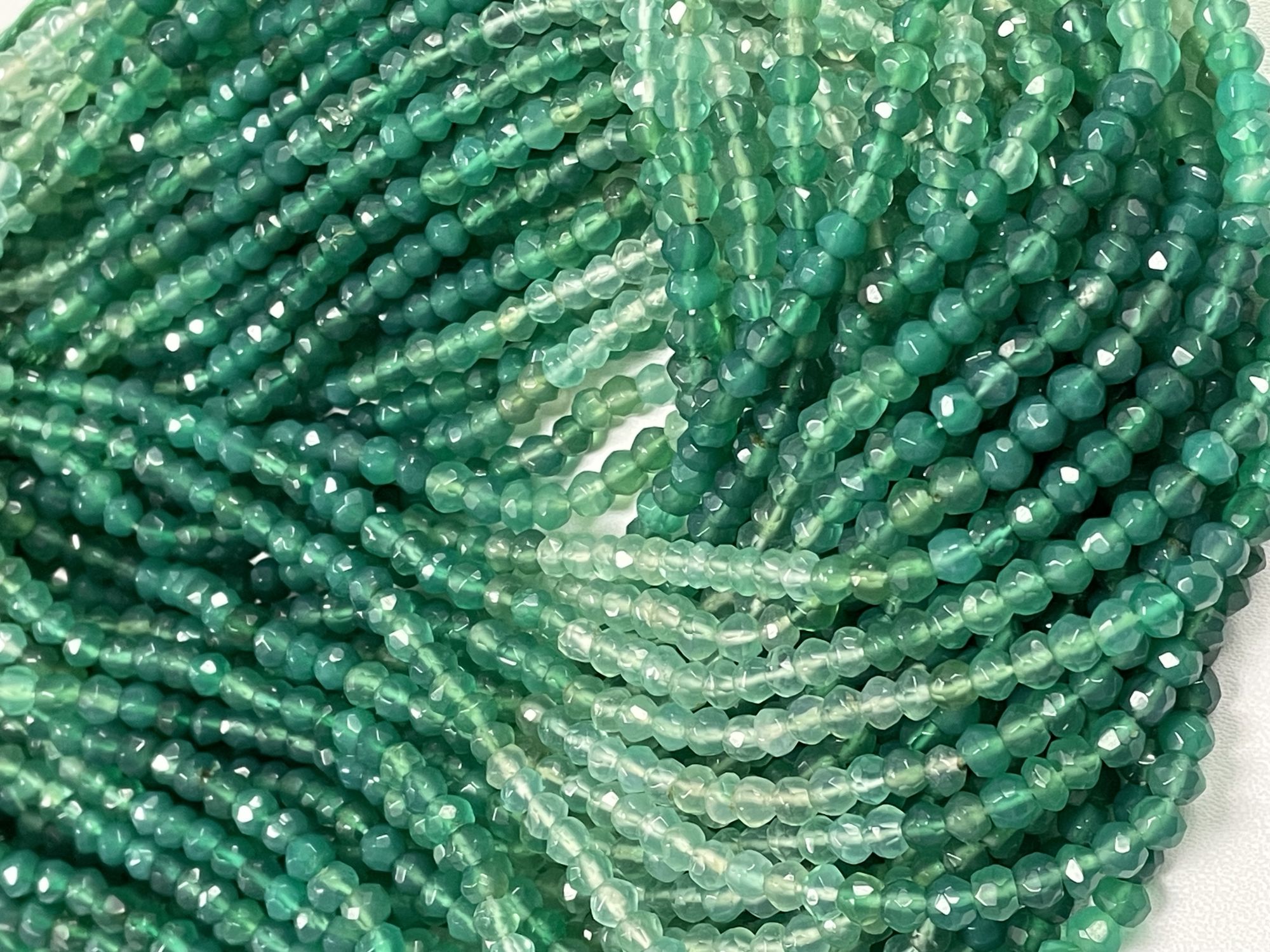 Shaded Green Onyx Rondelle Faceted