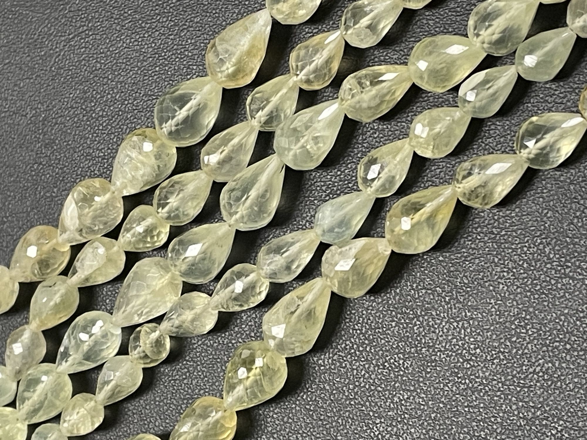 Prehnite Drop Straigt Drill Faceted