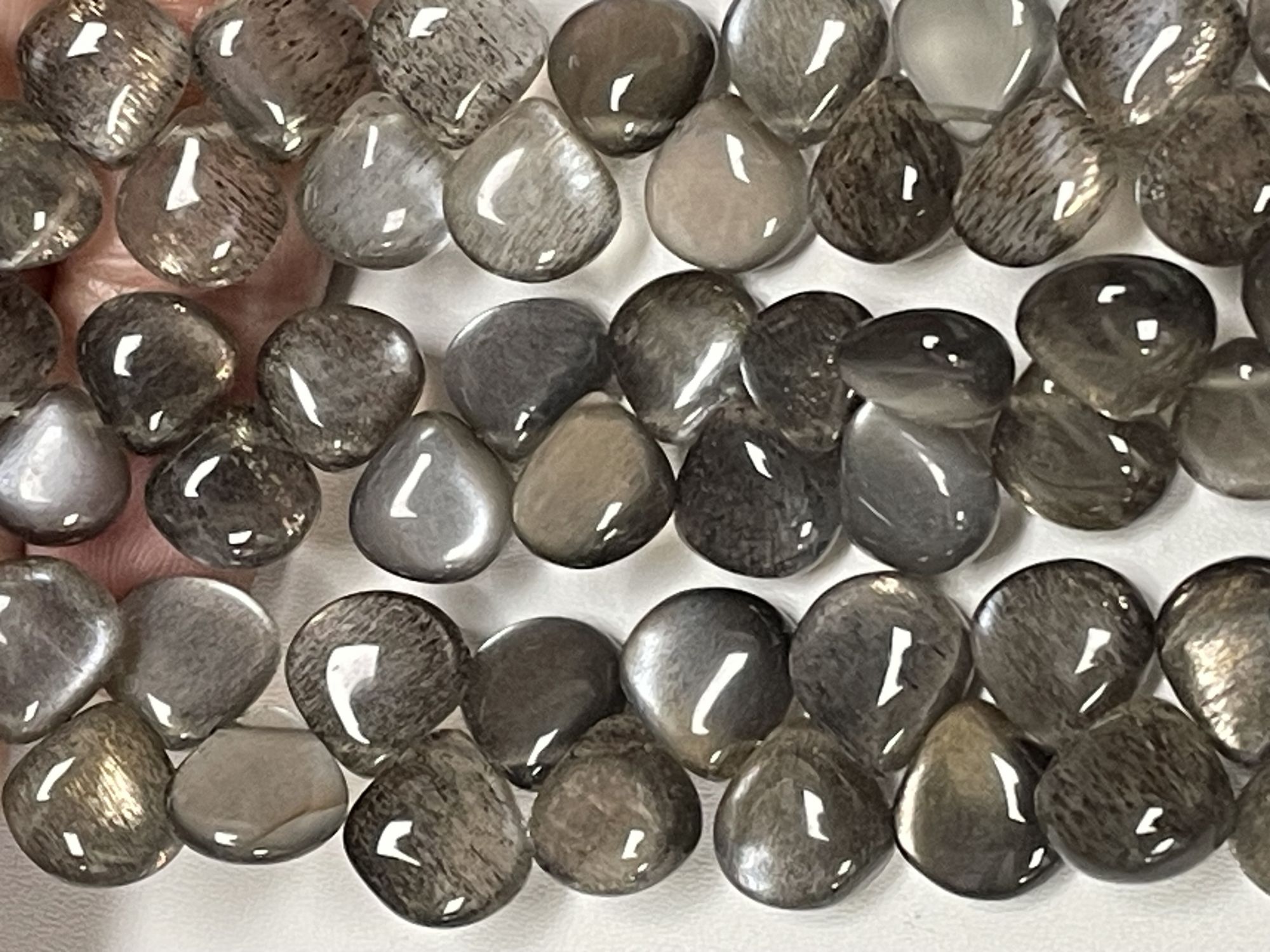 Moonstone Gold Shine Heart Smooth