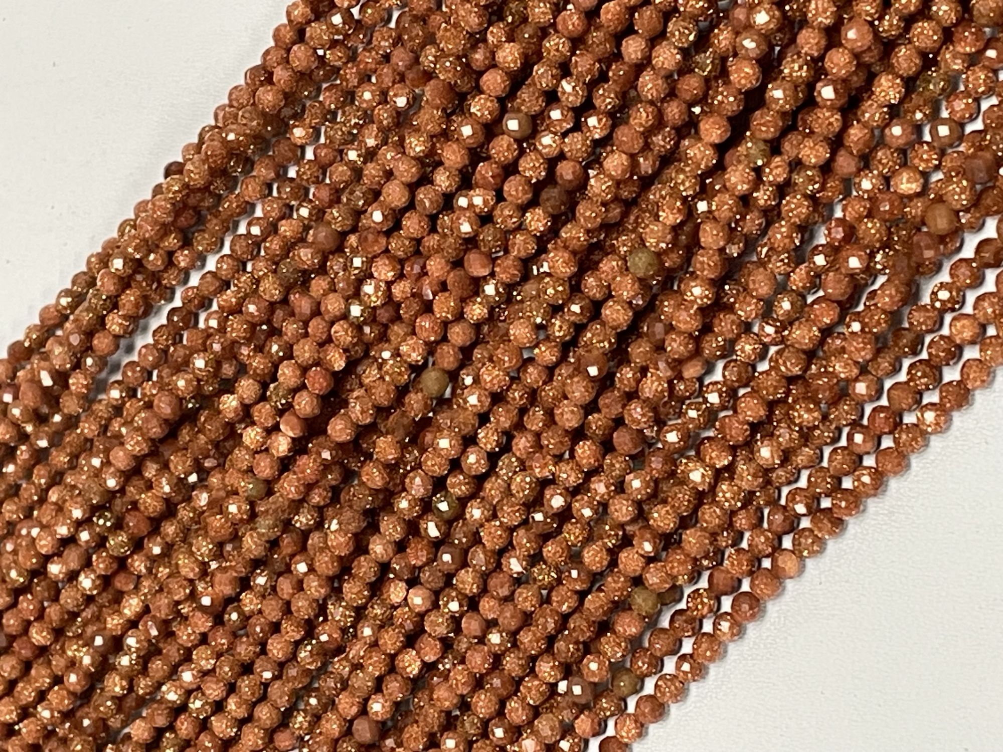 Sandstone Round Faceted