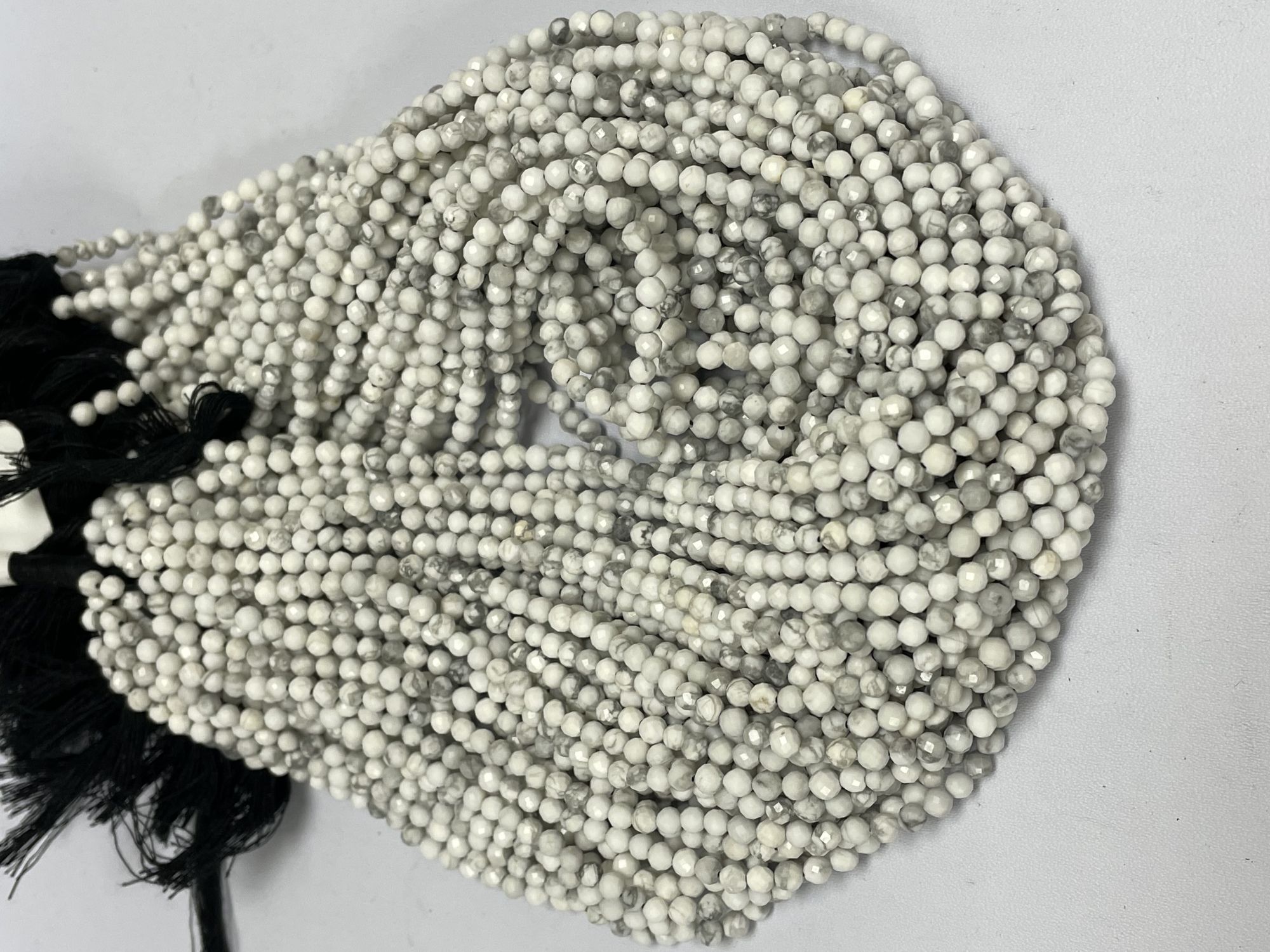 Grey White Opal Round Faceted