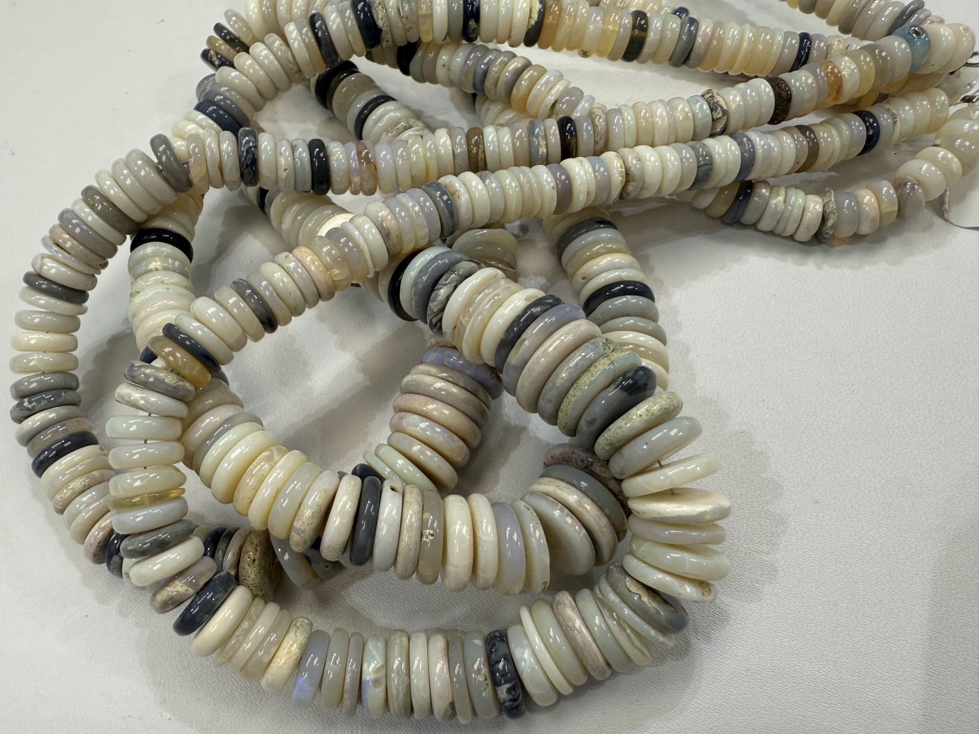 Natural Australian Opal Tire Smooth