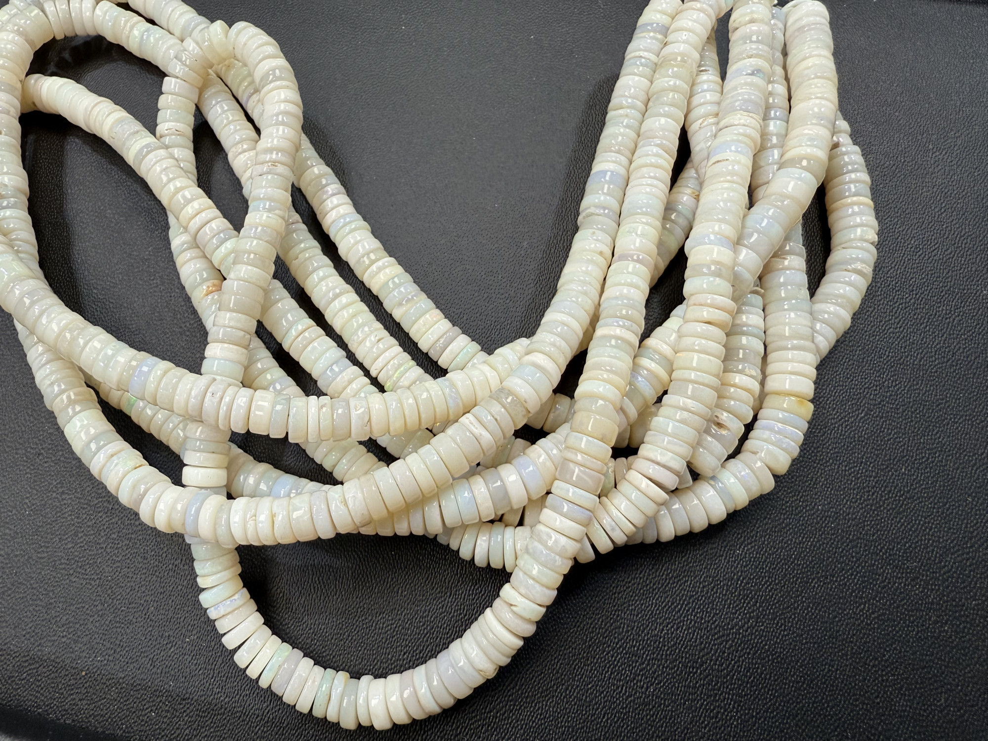 Natural Australian Opal Tire Smooth