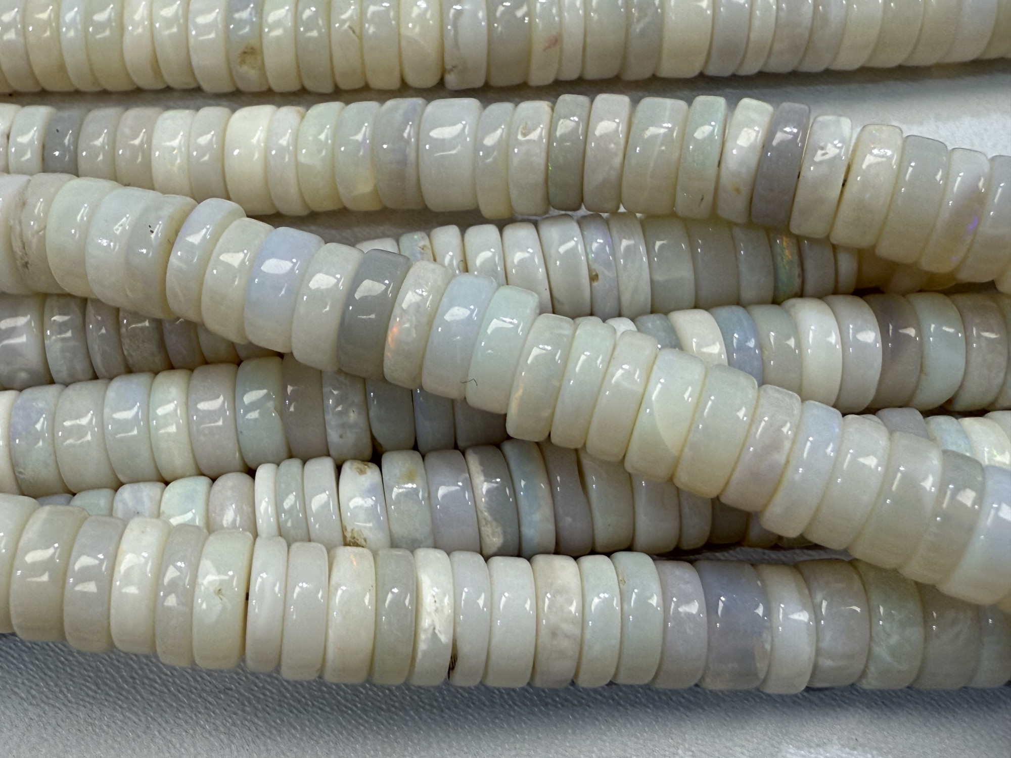 Natural Australian Opal Tire Smooth