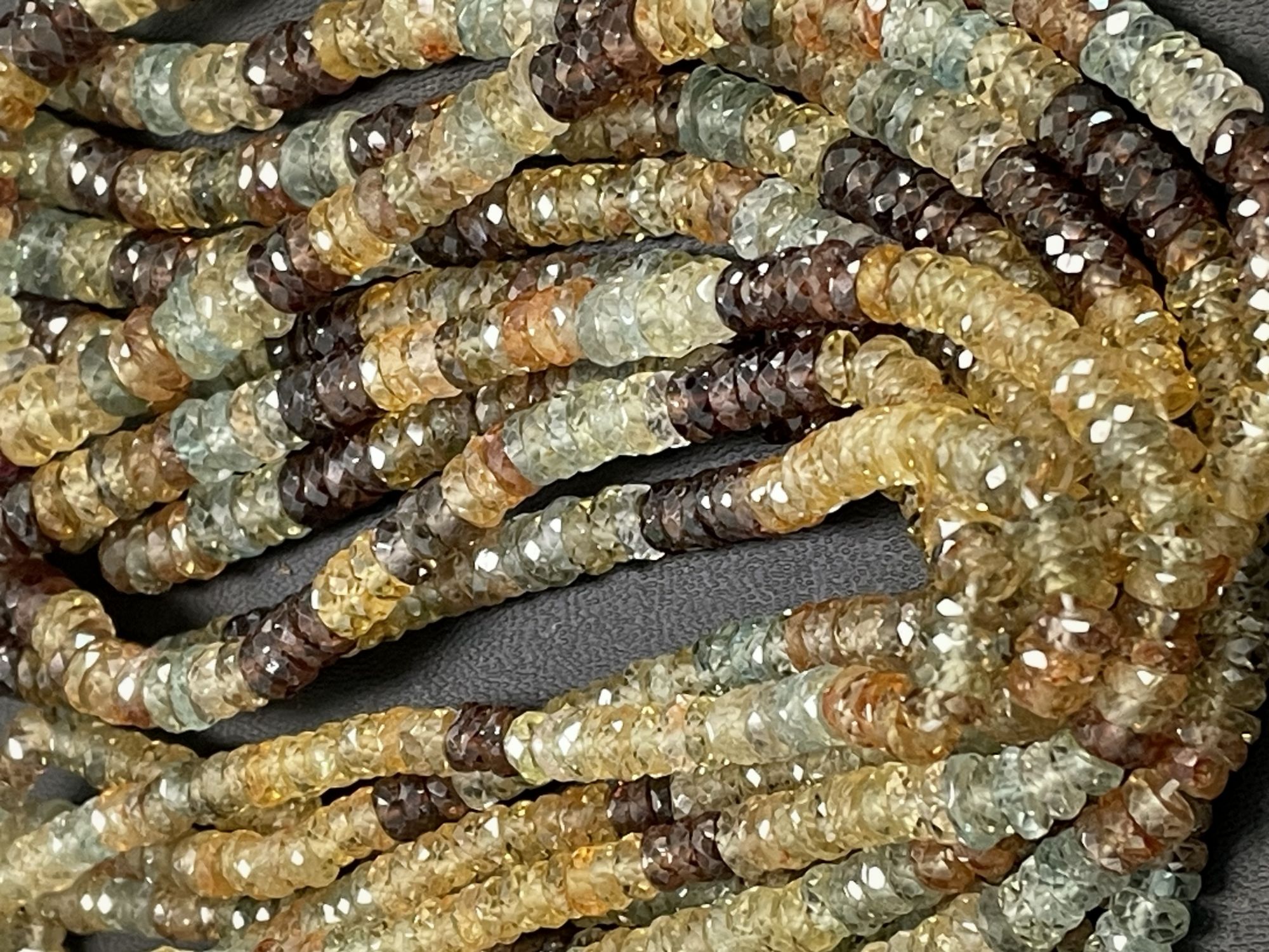 Multi Zircon Tire Faceted