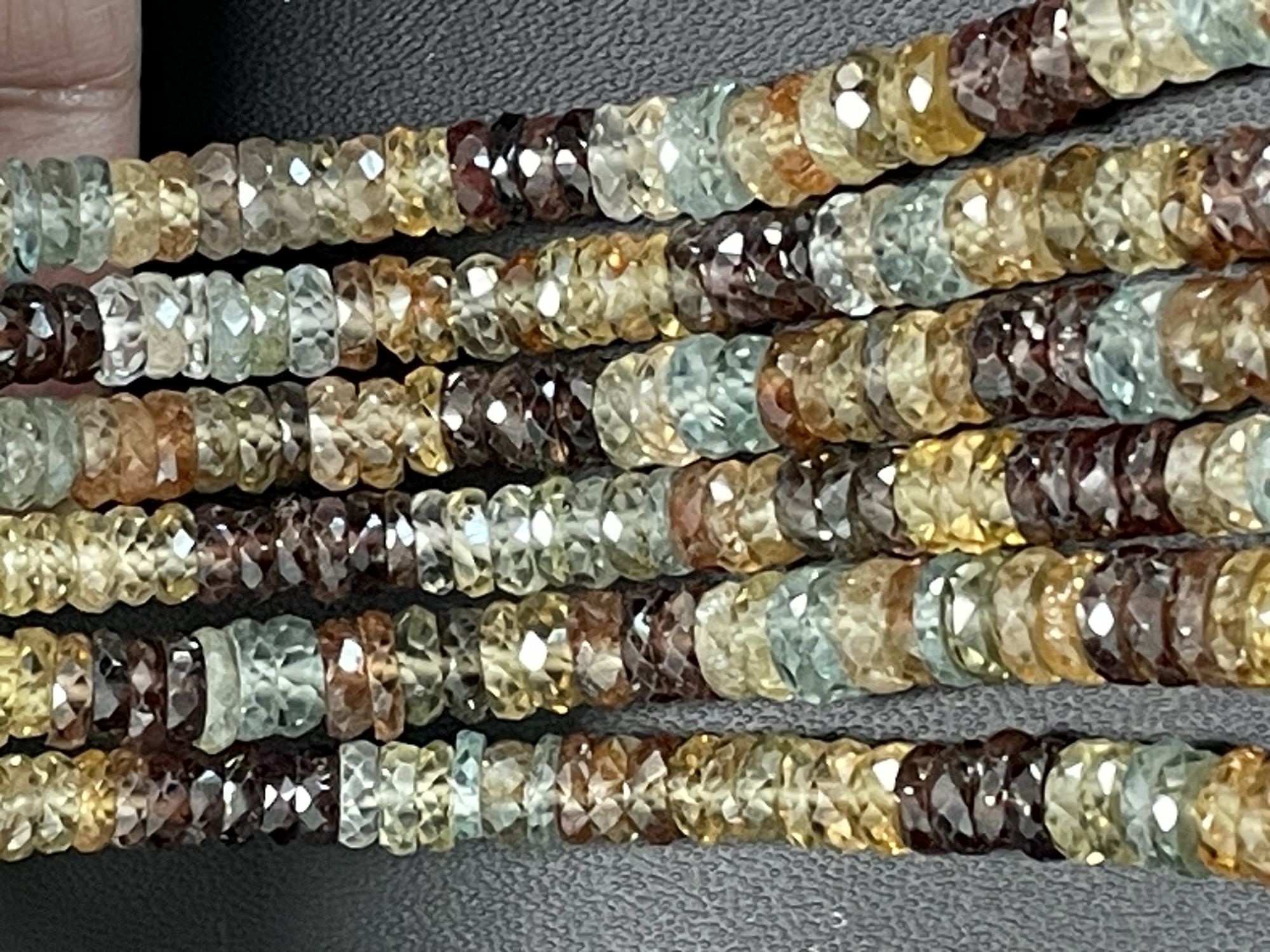 Multi Zircon Tire Faceted