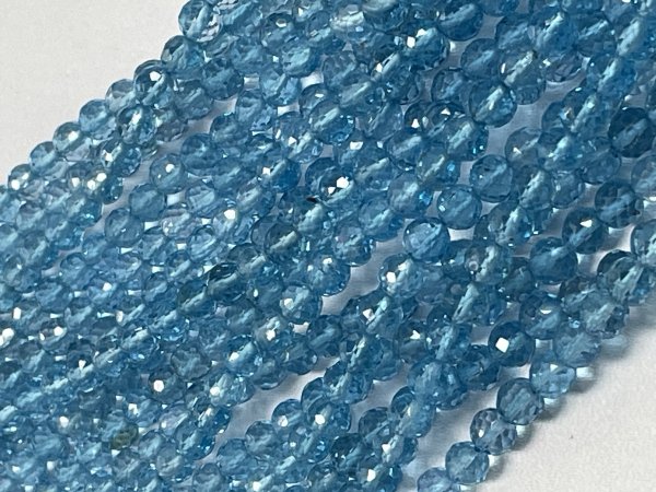 Swiss Blue Topaz Round Faceted