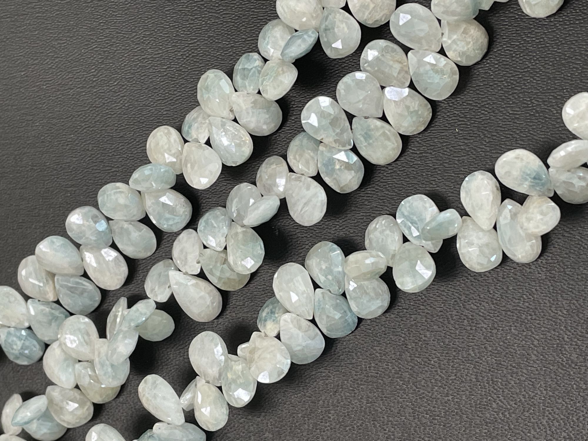 Blue White Silverite Pear Faceted