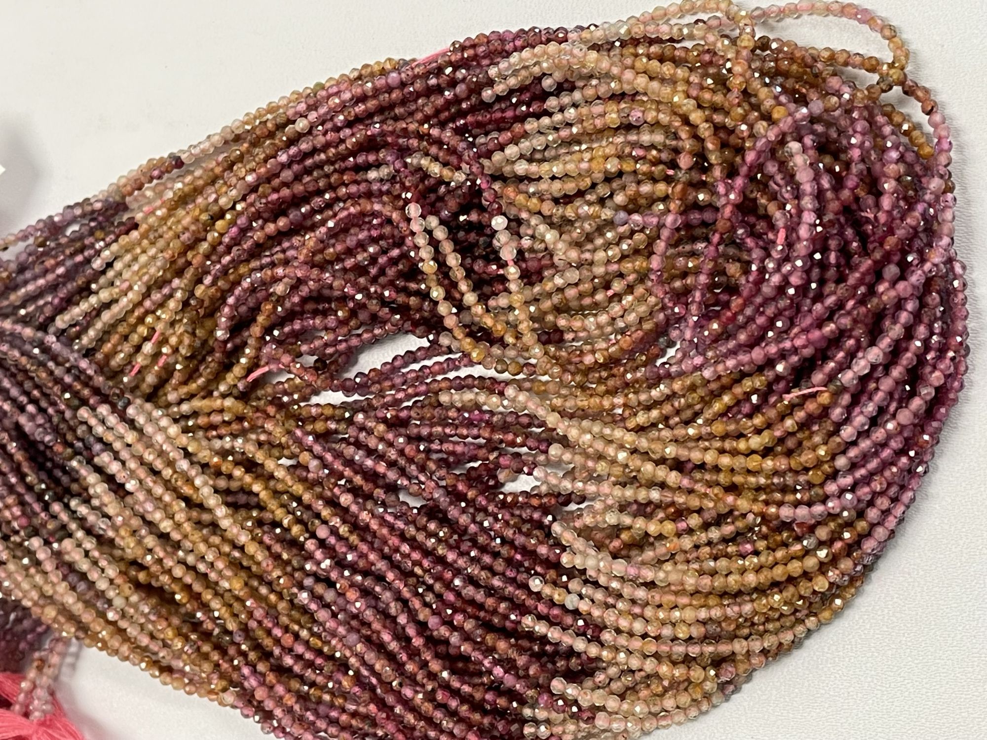 Tundru Sapphire Rondelle Faceted
