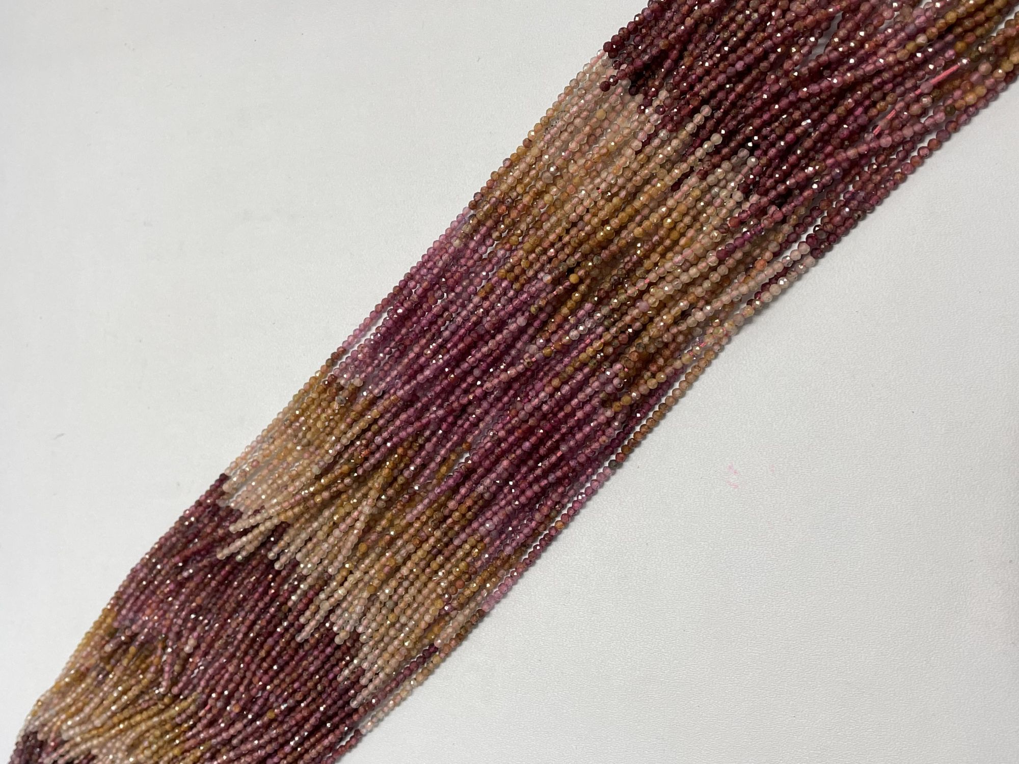 Tundru Sapphire Rondelle Faceted