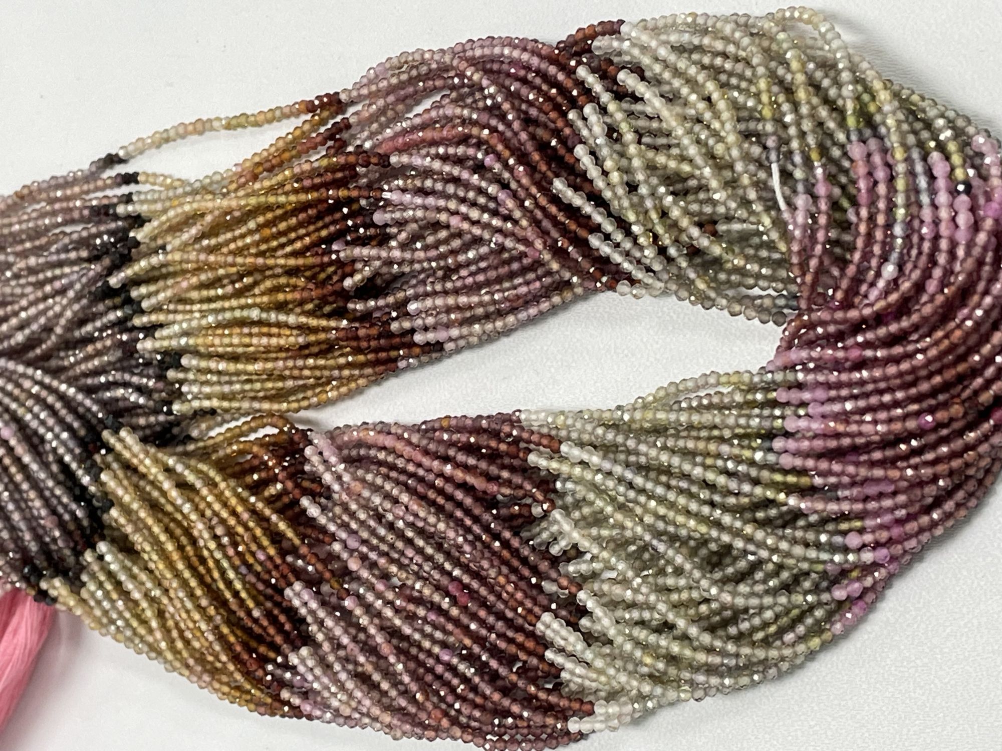 Tundru Sapphire Rondelle Faceted