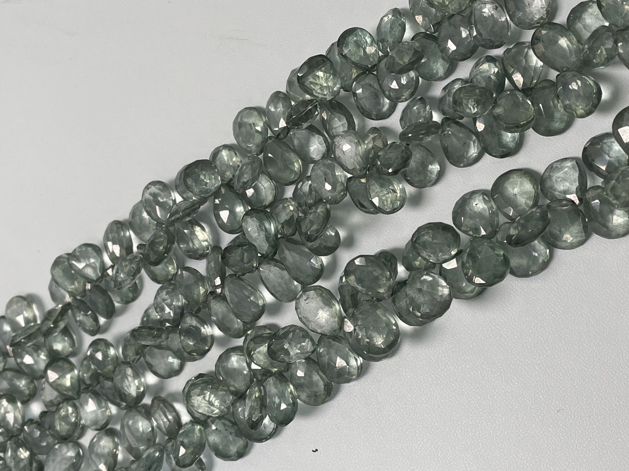 Green Mystic Quartz Pear Faceted