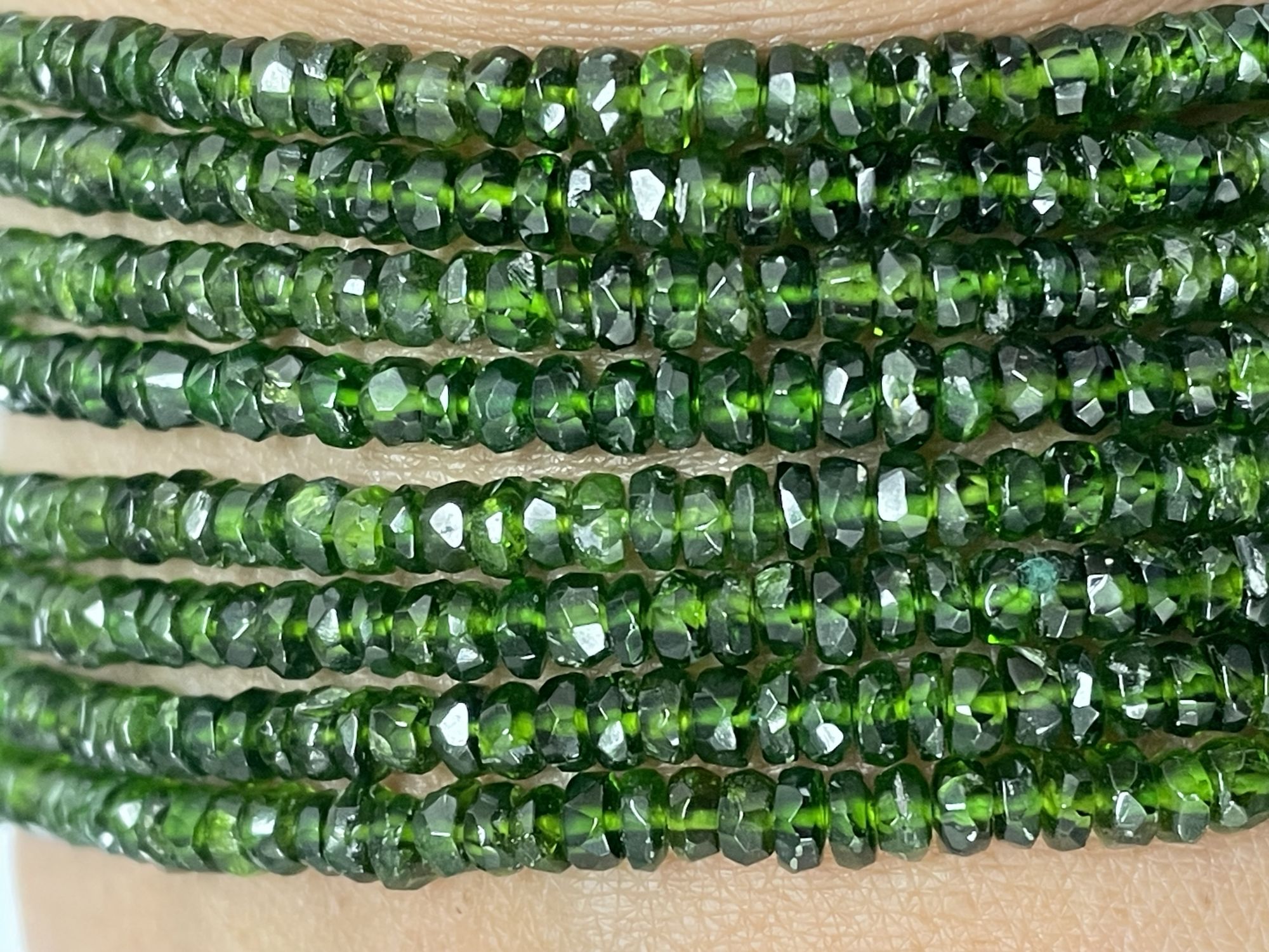 Chrome Diopside Rondelle Faceted