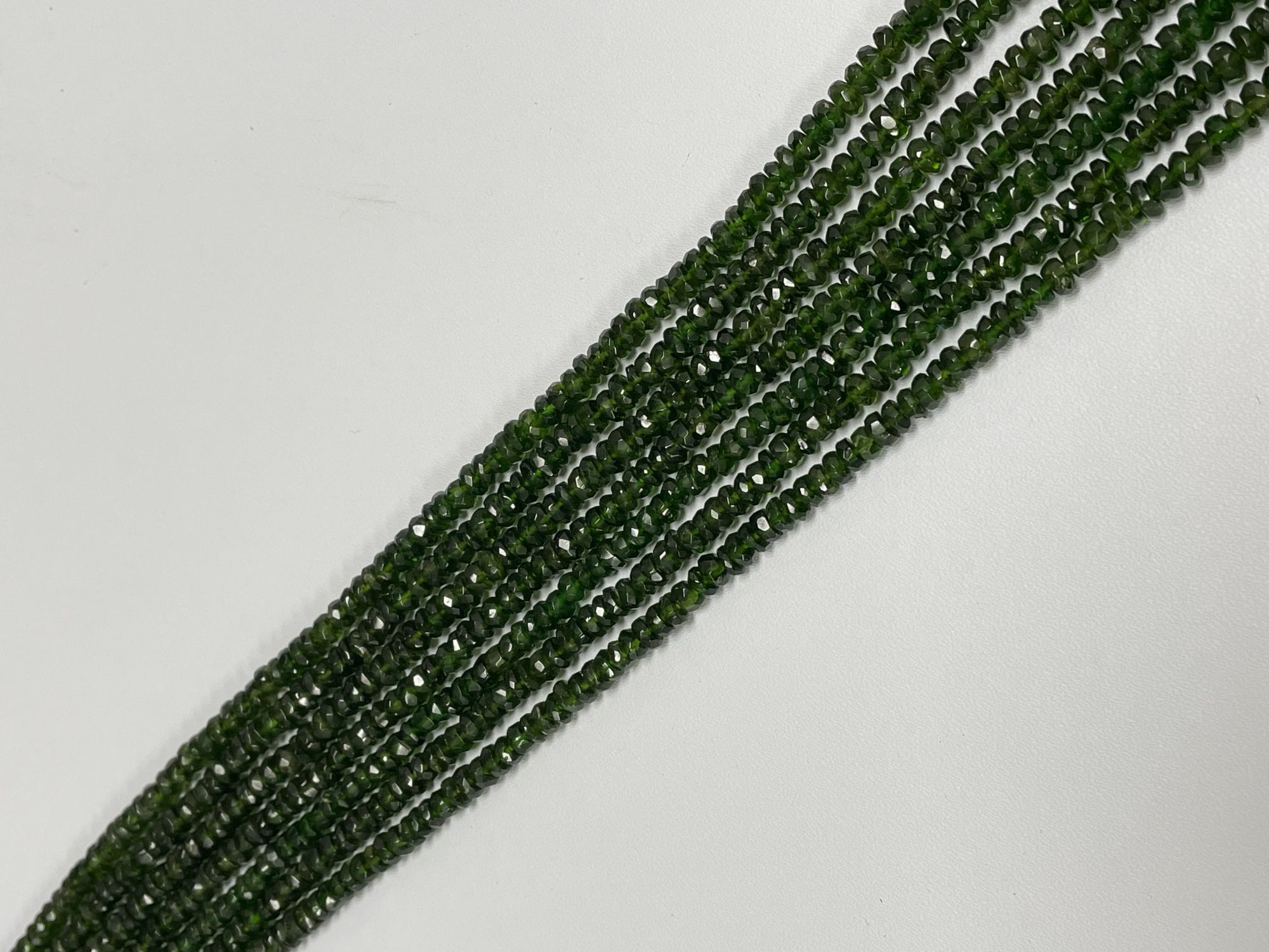 Chrome Diopside Rondelle Faceted