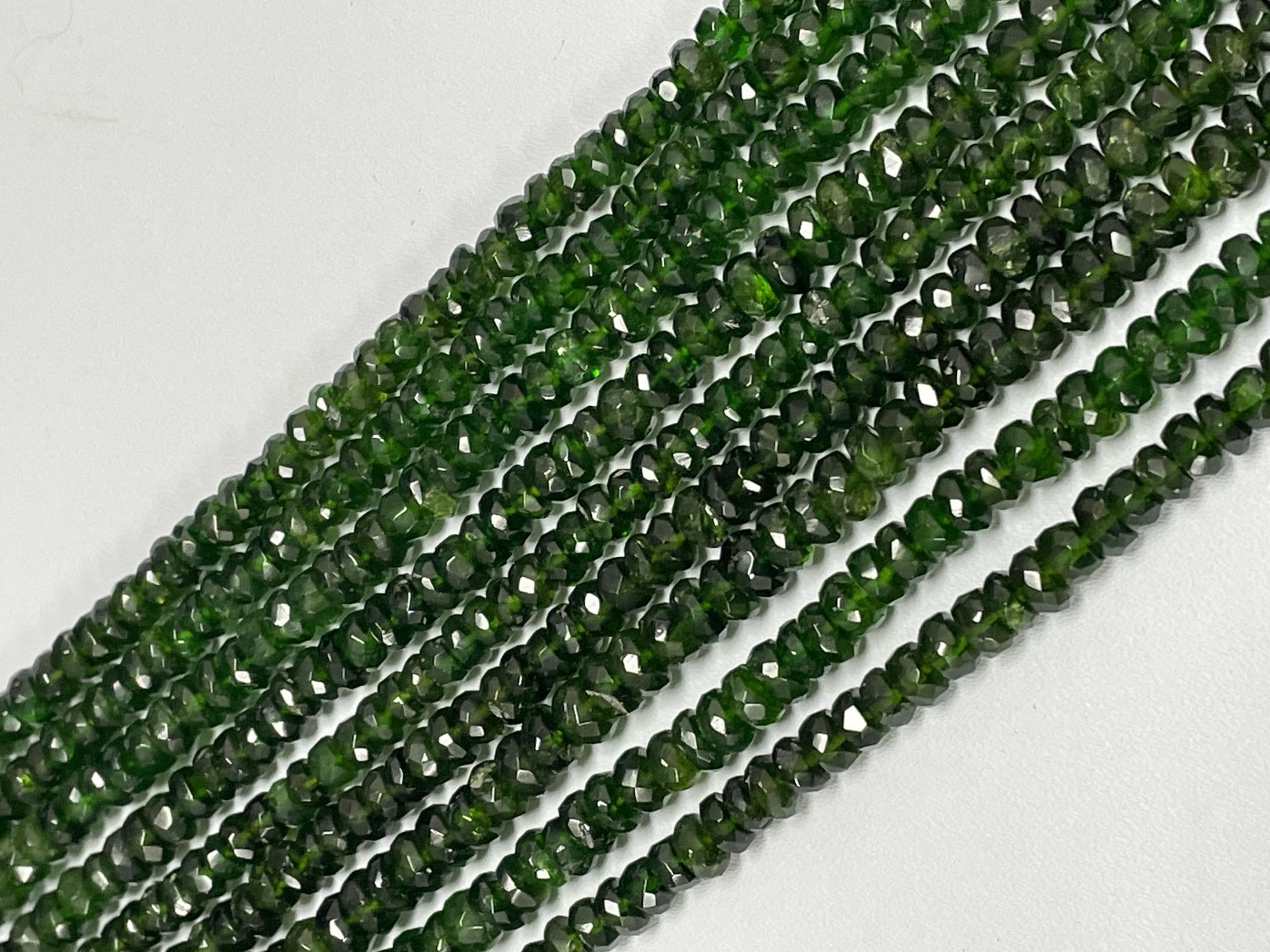 Chrome Diopside Rondelle Faceted